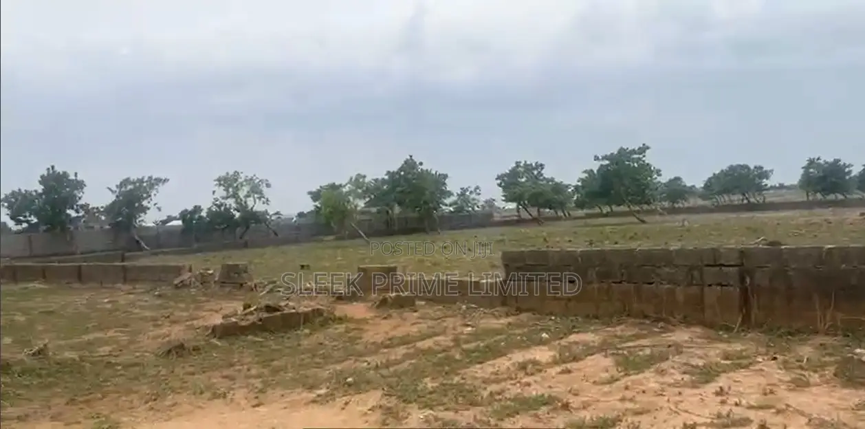 6500sqm Land Space Available for Sale in Sabon Lugbe