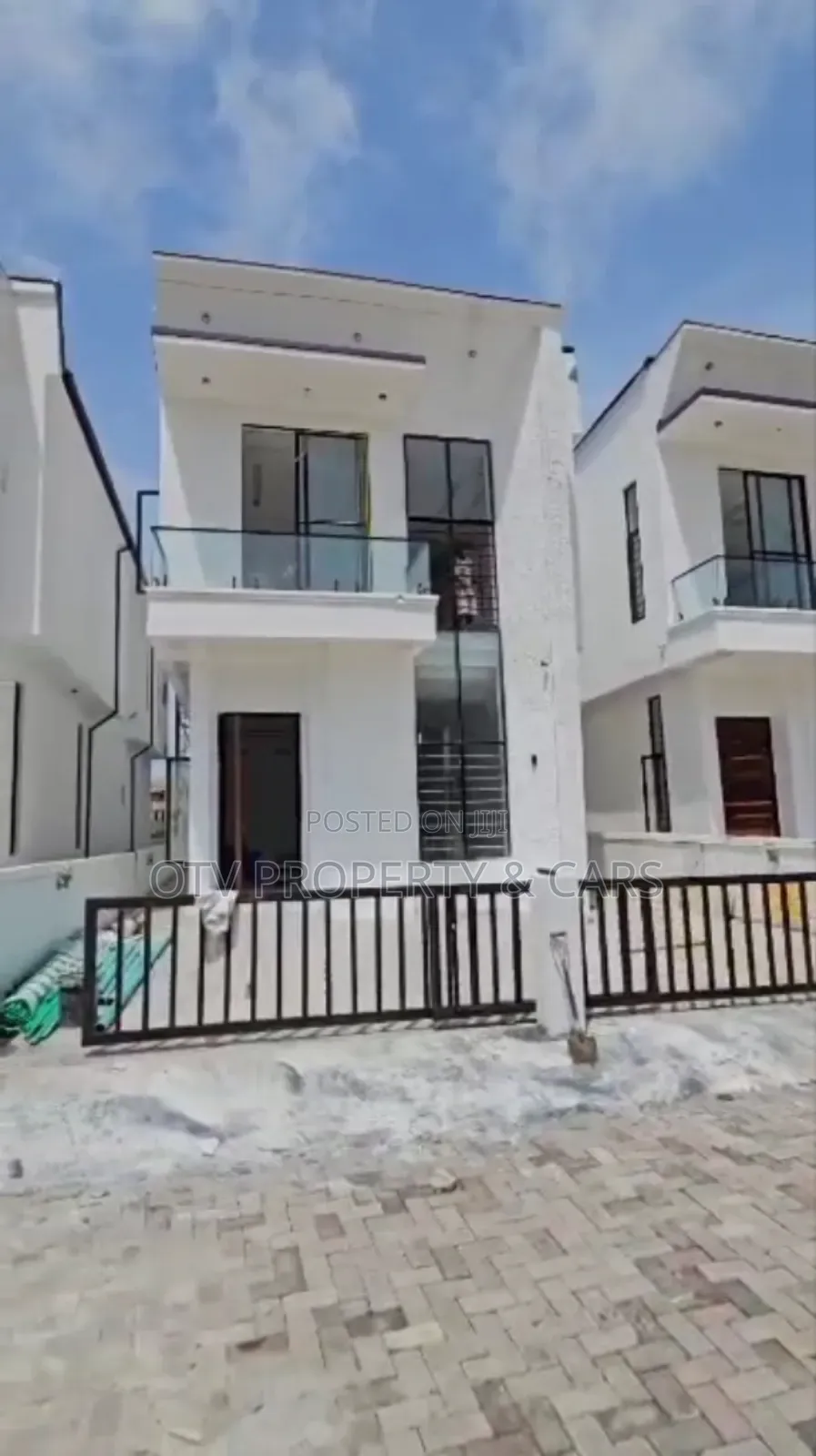 Furnished 5bdrm Duplex in Lekki for sale in Lekki