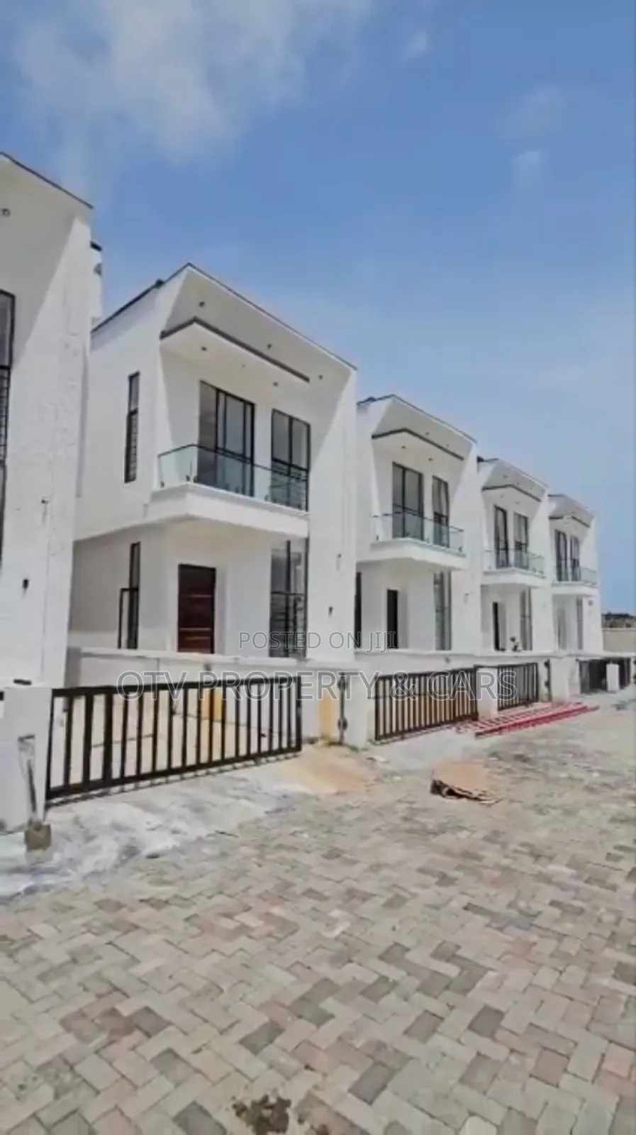 Furnished 5bdrm Duplex in Lekki for sale in Lekki