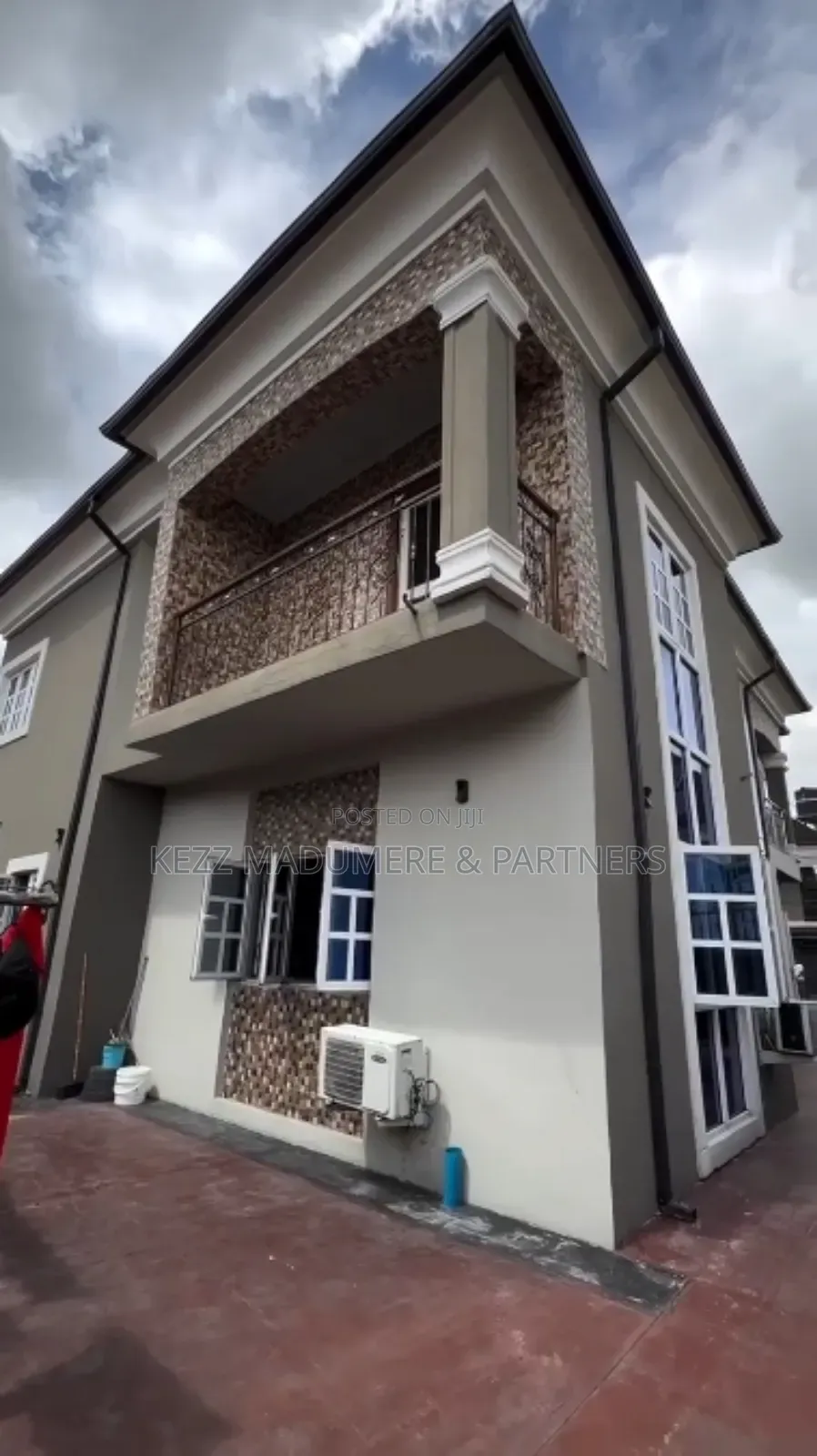6bdrm Duplex in Farm Road 2 , Port for sale in Port-Harcourt