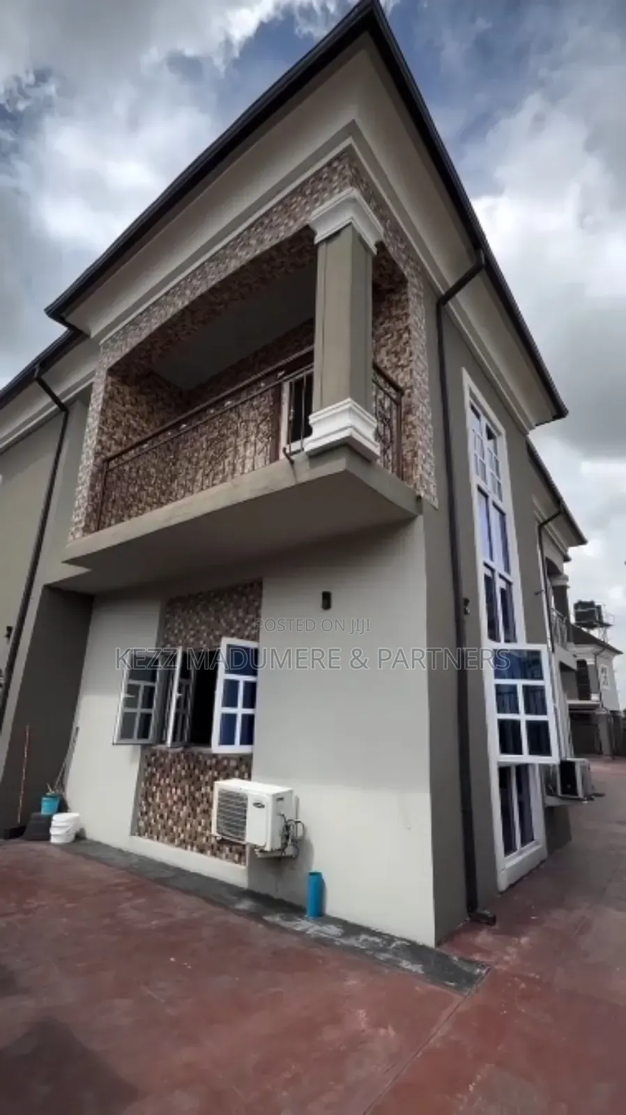 6bdrm Duplex in Farm Road 2 , Port for sale in Port-Harcourt