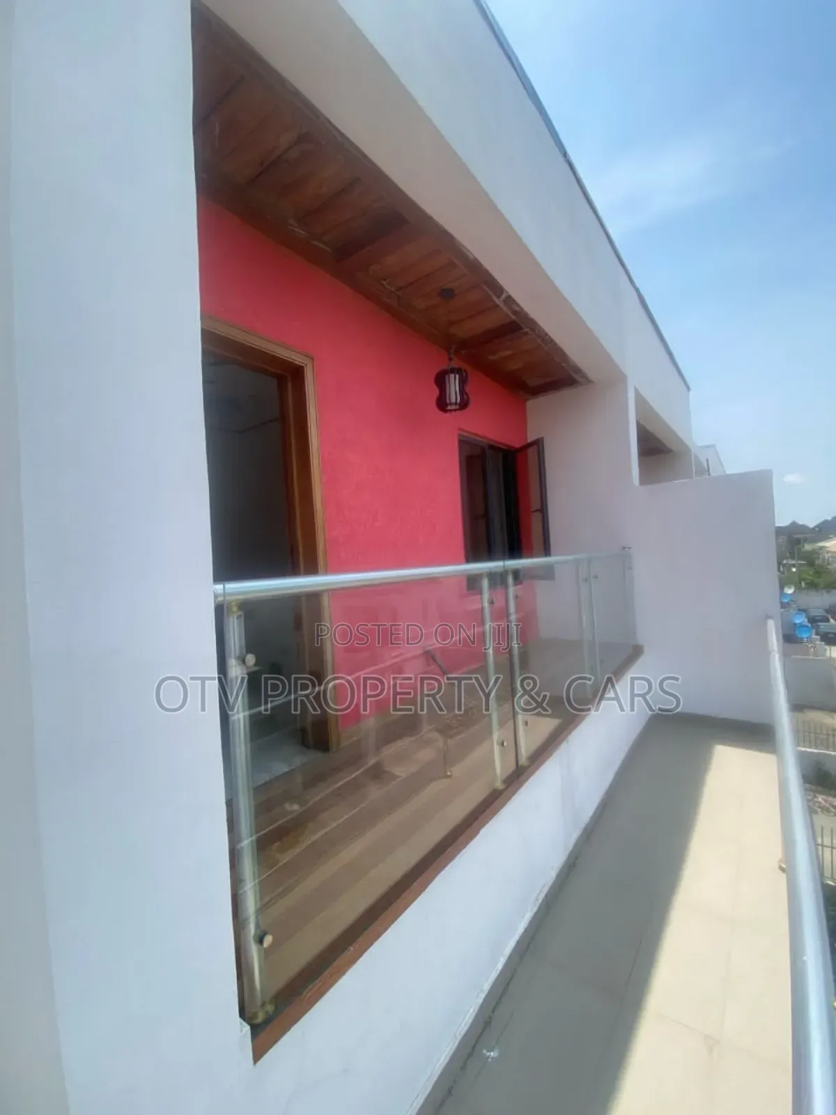 Furnished 4bdrm Duplex in Agungi for sale in Agungi
