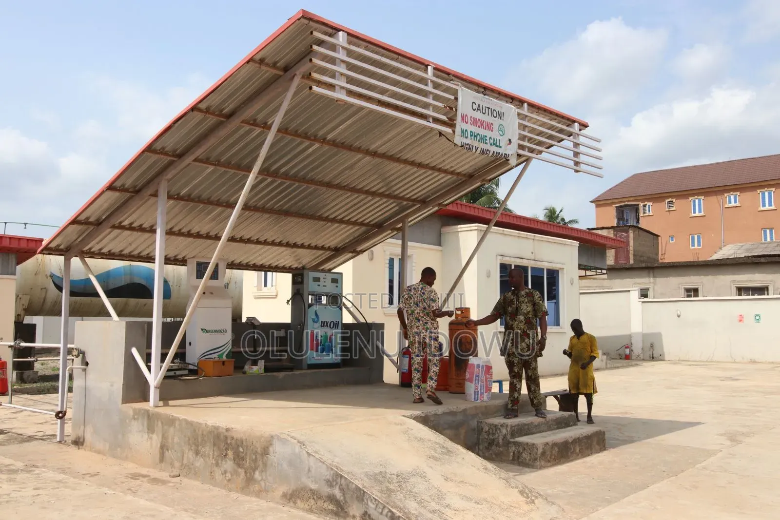 Gas Plant for Sale at Mowe on 4 Plot of Land in Age Mowo