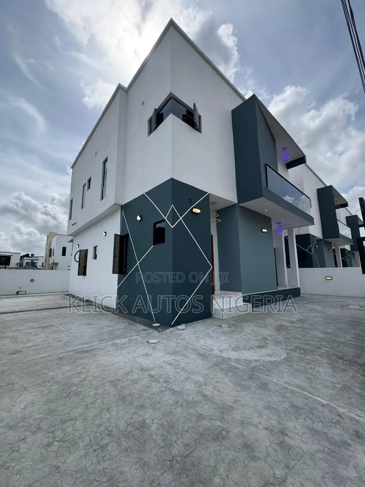 5bdrm Duplex in Ajah for sale in Ajah