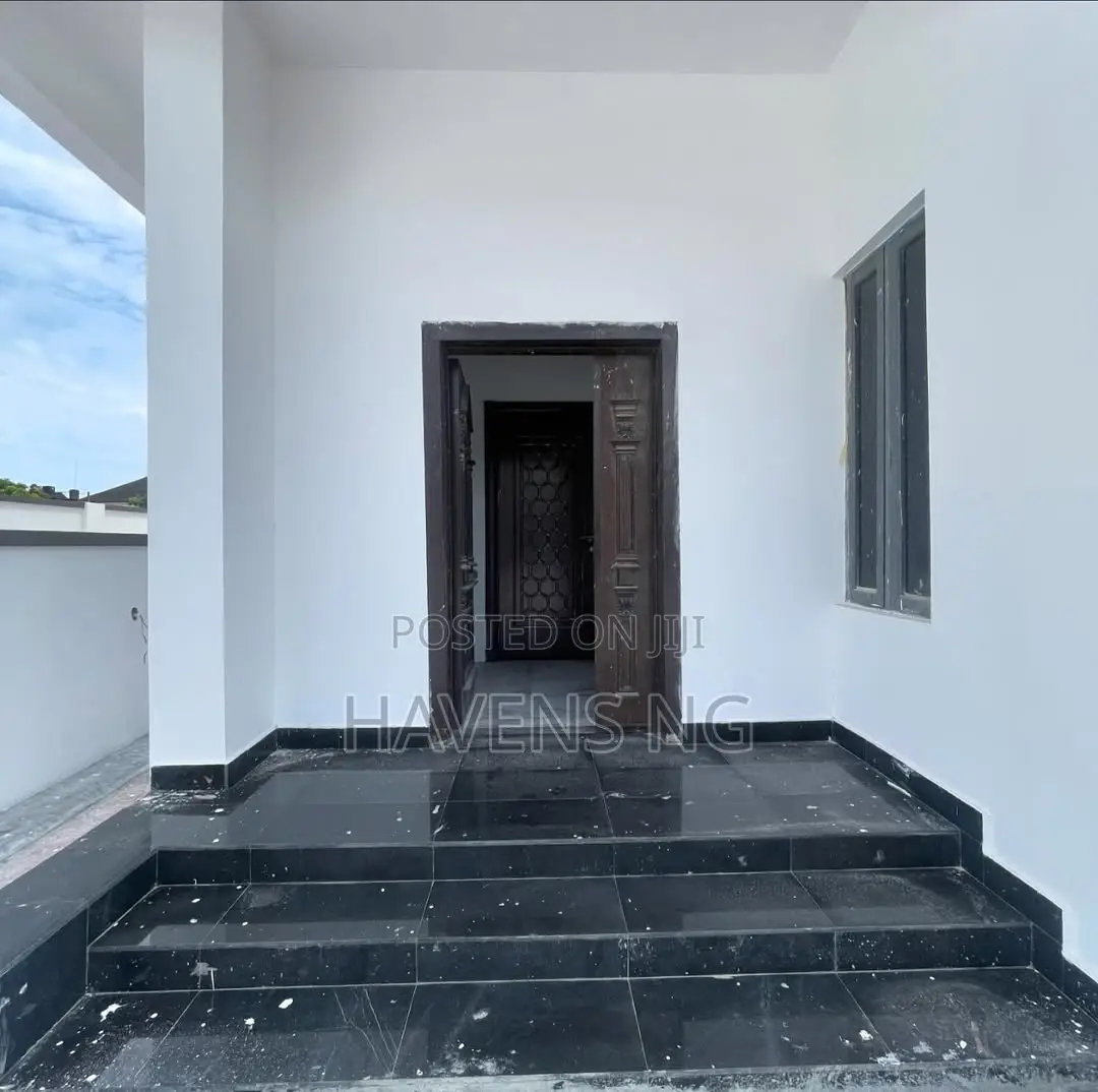 4bdrm Duplex in Ajah for sale in Ajah