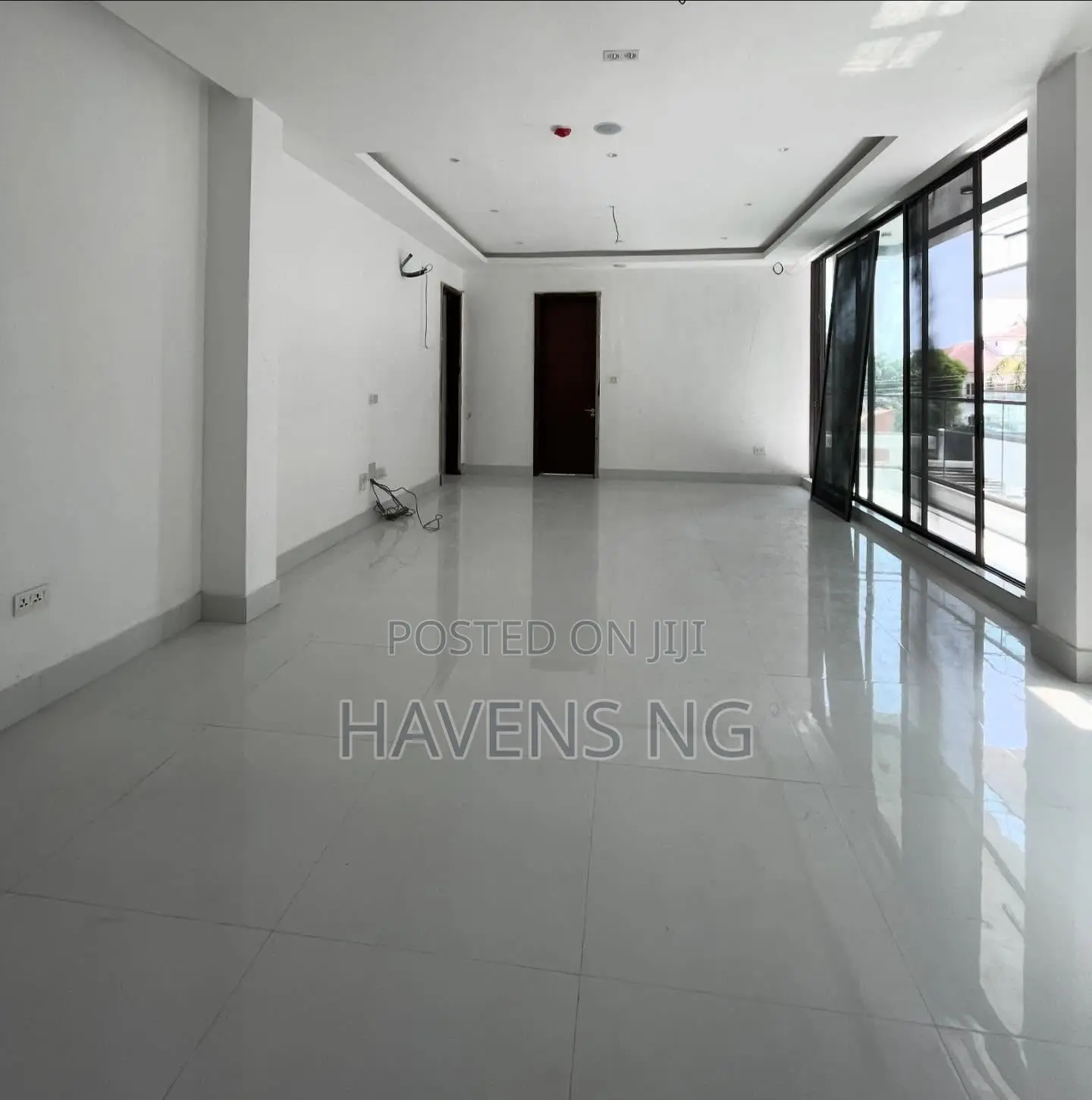 3bdrm Apartment In Lekki Phase 1 For Sale in Lekki Phase 1