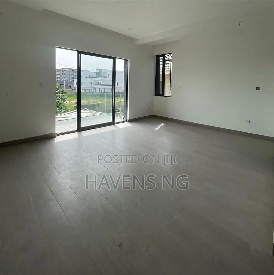 2bdrm Apartment in Ikate for sale in Ikate