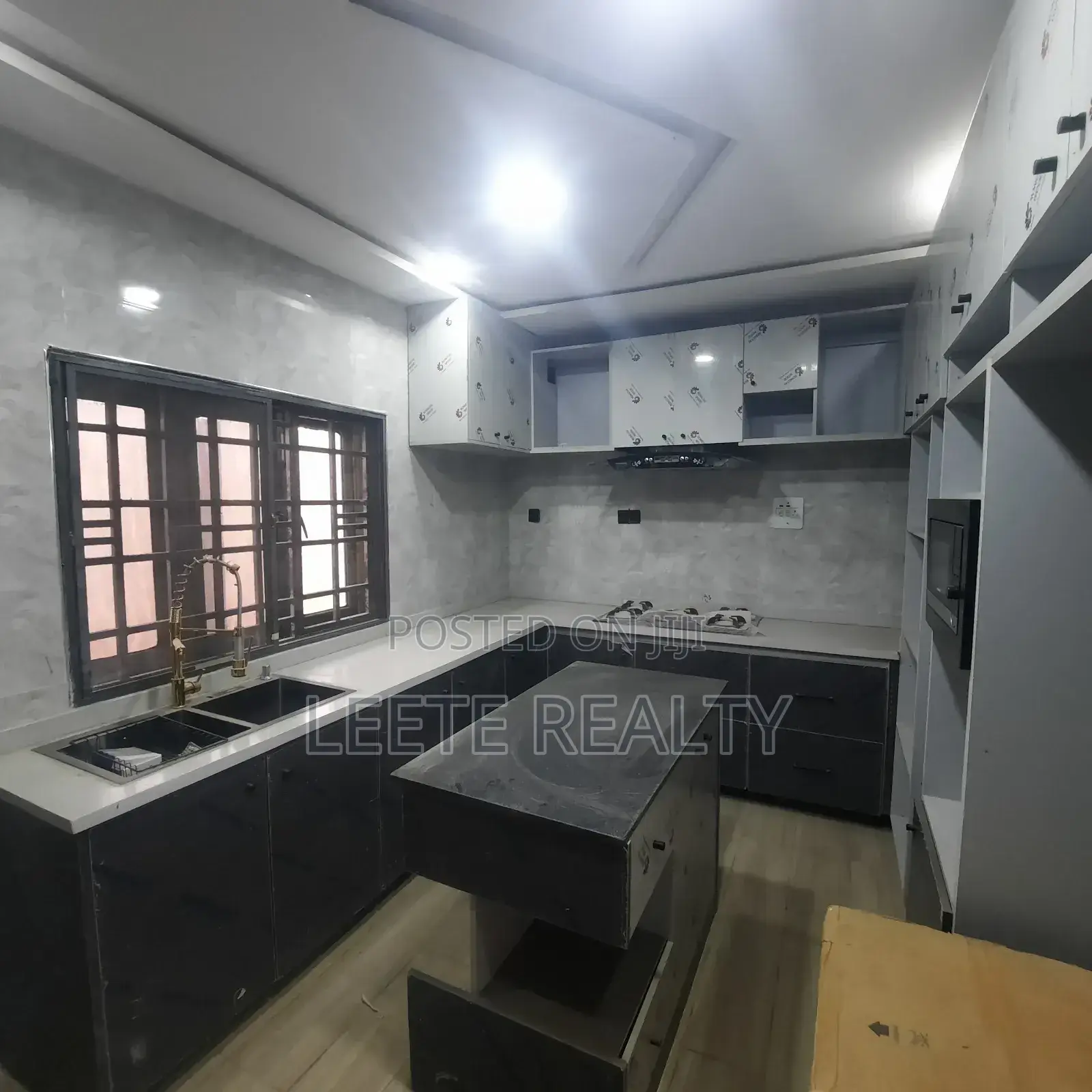 4bdrm Townhouse/Terrace in Wuye for sale in Wuye