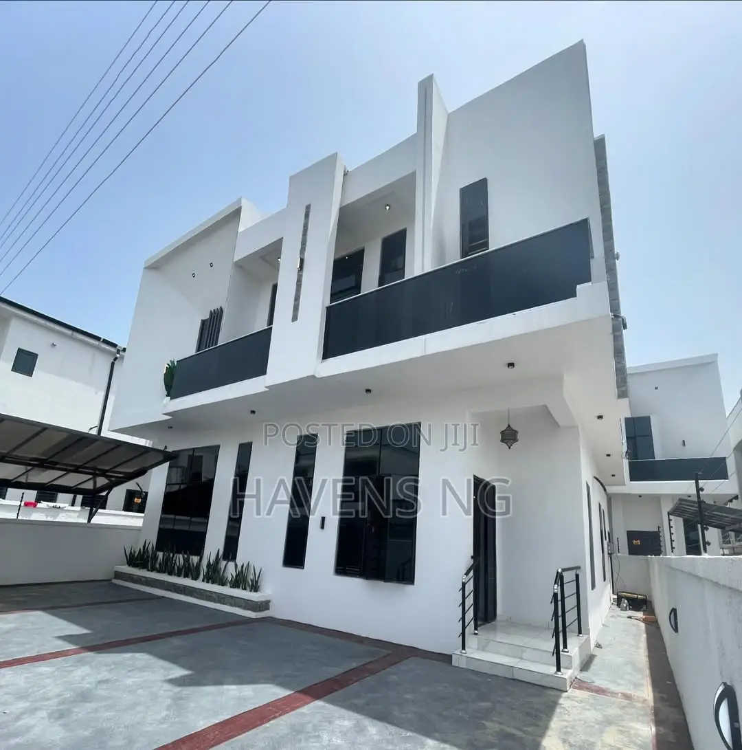 5bdrm Duplex in Lekki Phase 1 for sale in Lekki Phase 1
