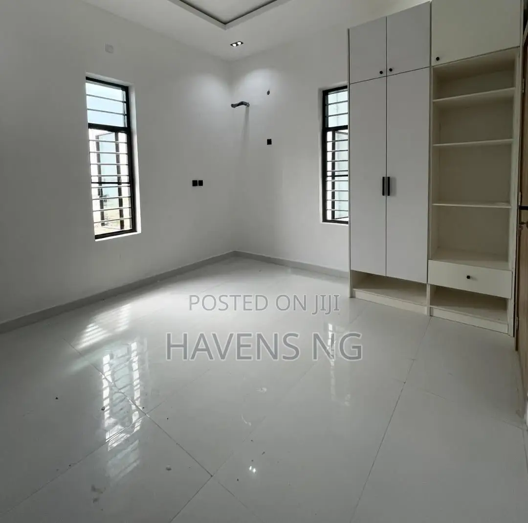 5bdrm Duplex in Ado / Ajah for sale in Ado / Ajah