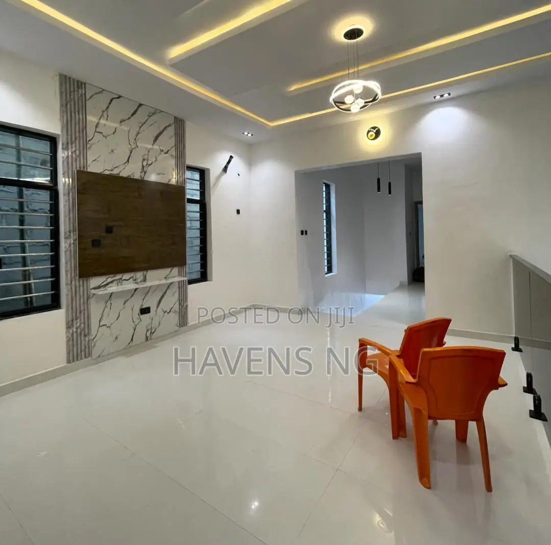 5bdrm Duplex in Ado / Ajah for sale in Ado / Ajah