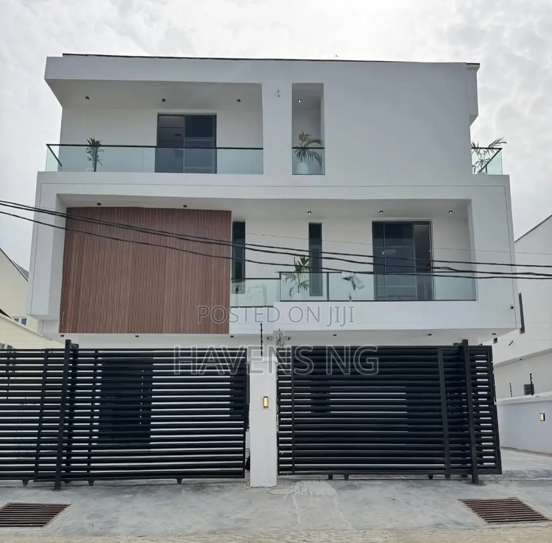 4bdrm Duplex in Ikate for sale in Ikate