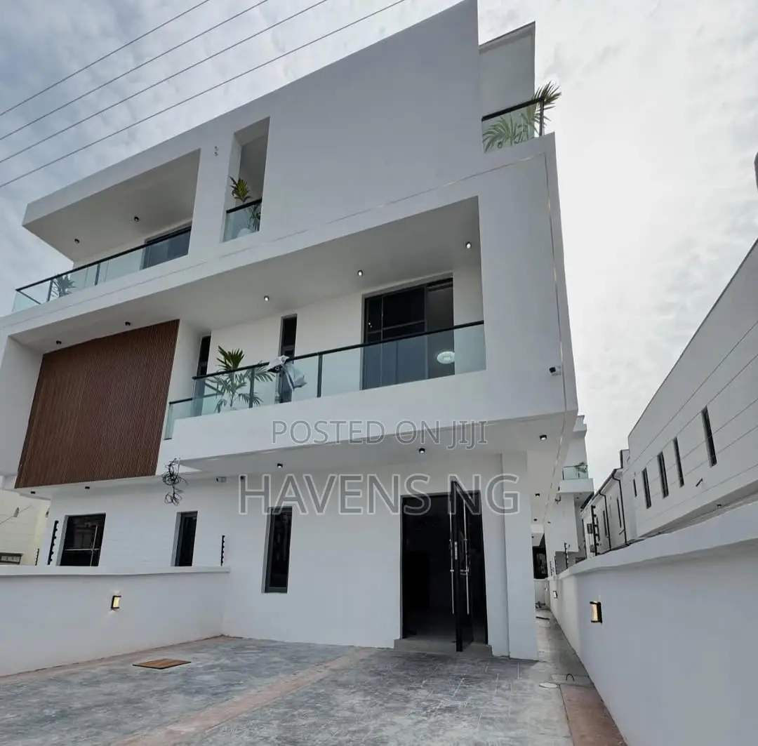 4bdrm Duplex in Ikate for sale in Ikate