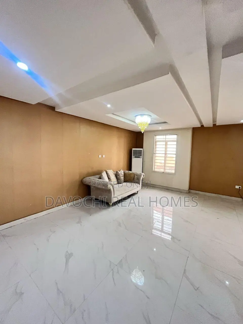 5bdrm Duplex in Lekki Phase1 for rent in Lekki Phase 1