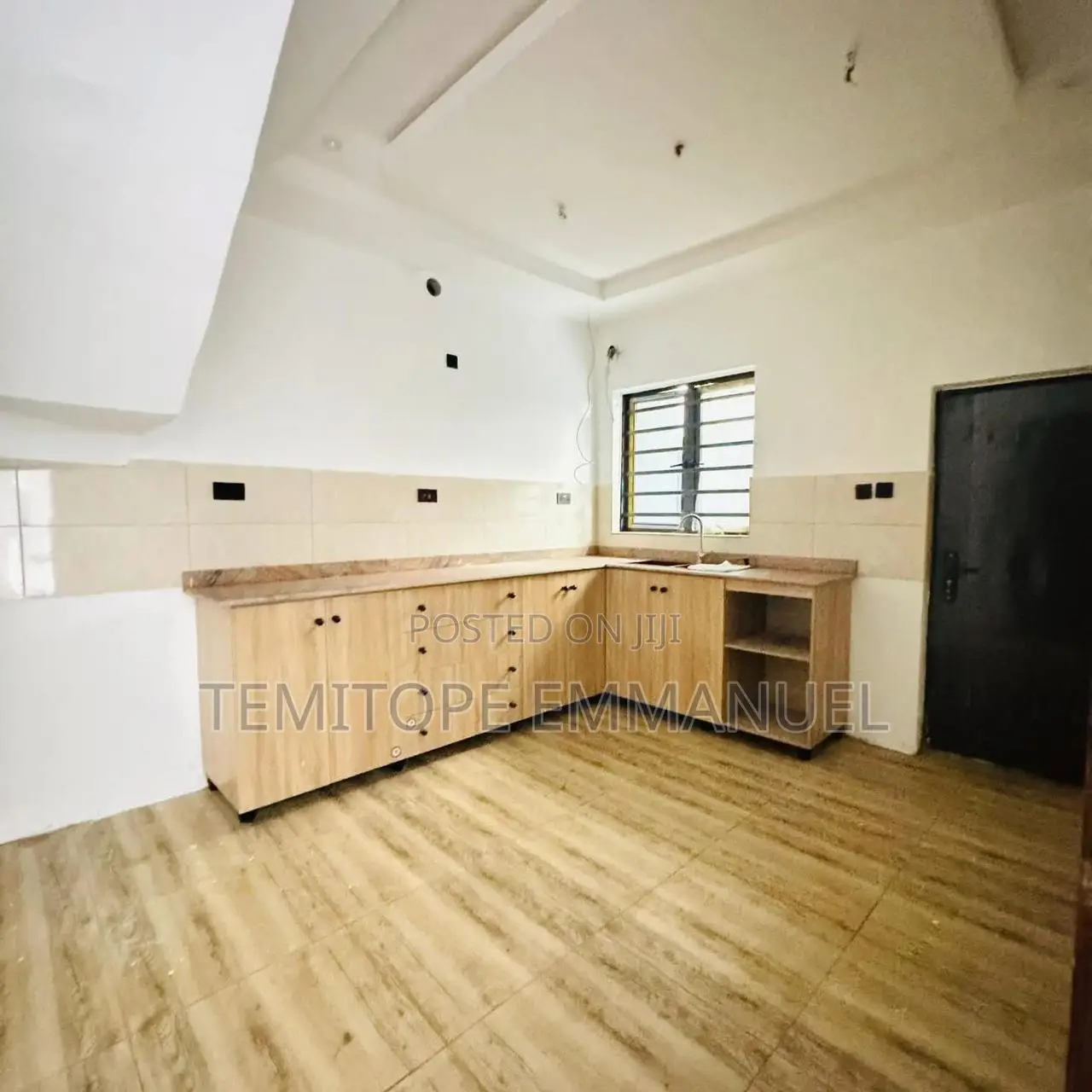 Furnished 2bdrm Block of Flats in Allen Avenue for sale in Allen Avenue