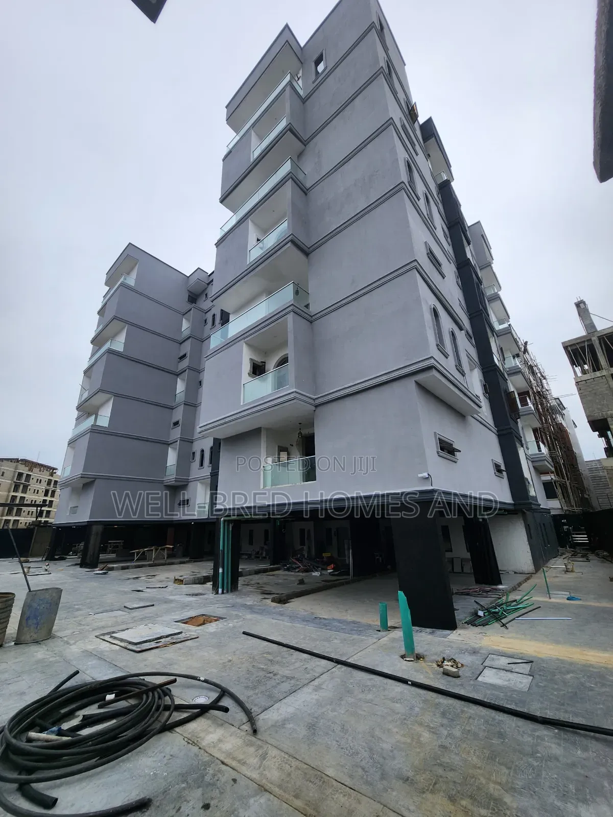 2bdrm Apartment in Lekki Phase 1 Lagos for rent in Lekki
