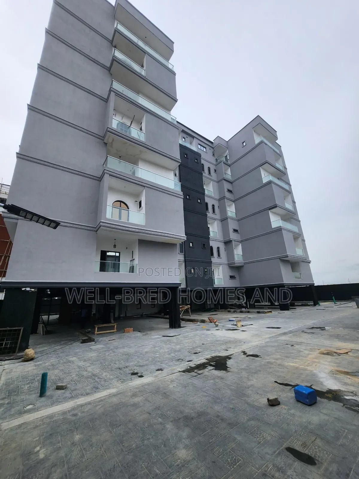 2bdrm Apartment in Lekki Phase 1 Lagos for rent in Lekki