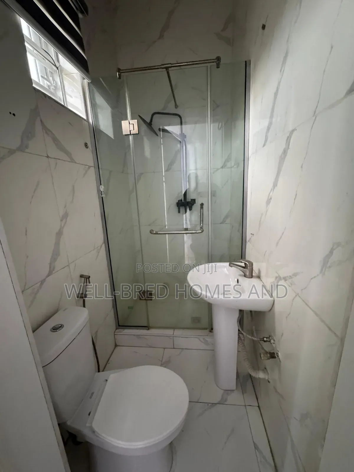 4bdrm Duplex in Ikota Lekki Lagos for rent in Lekki