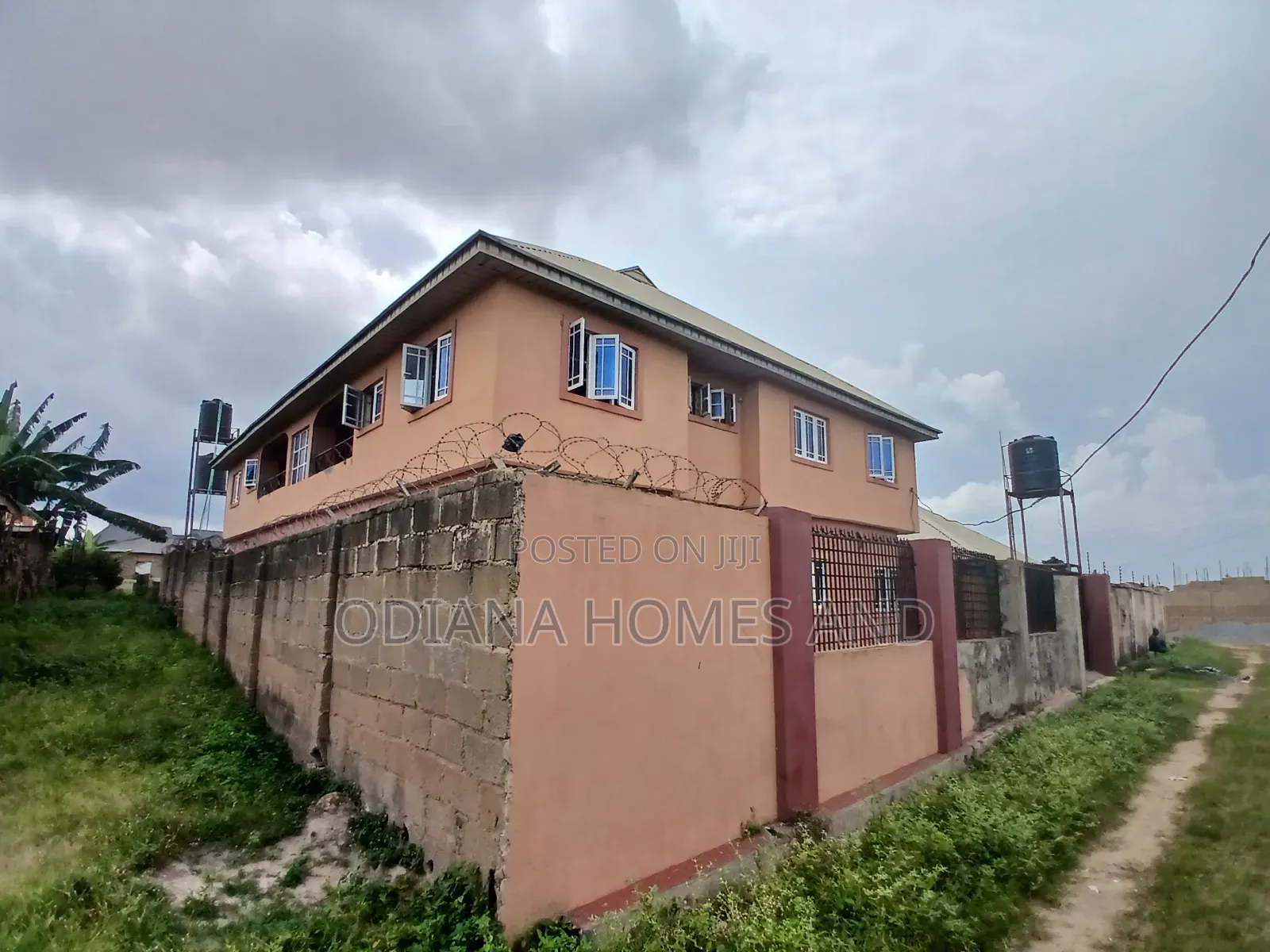12bdrm Block of Flats in Liberty Academy, Akala Express for sale in Akala Express