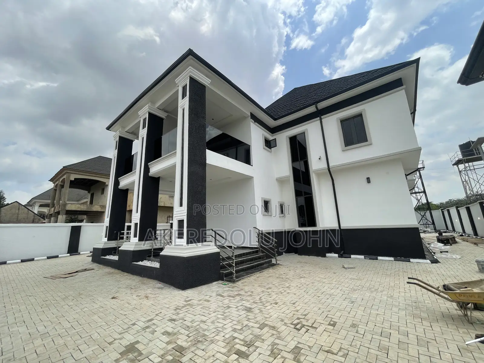 5bdrm Duplex in Galadimawa for sale in Galadimawa