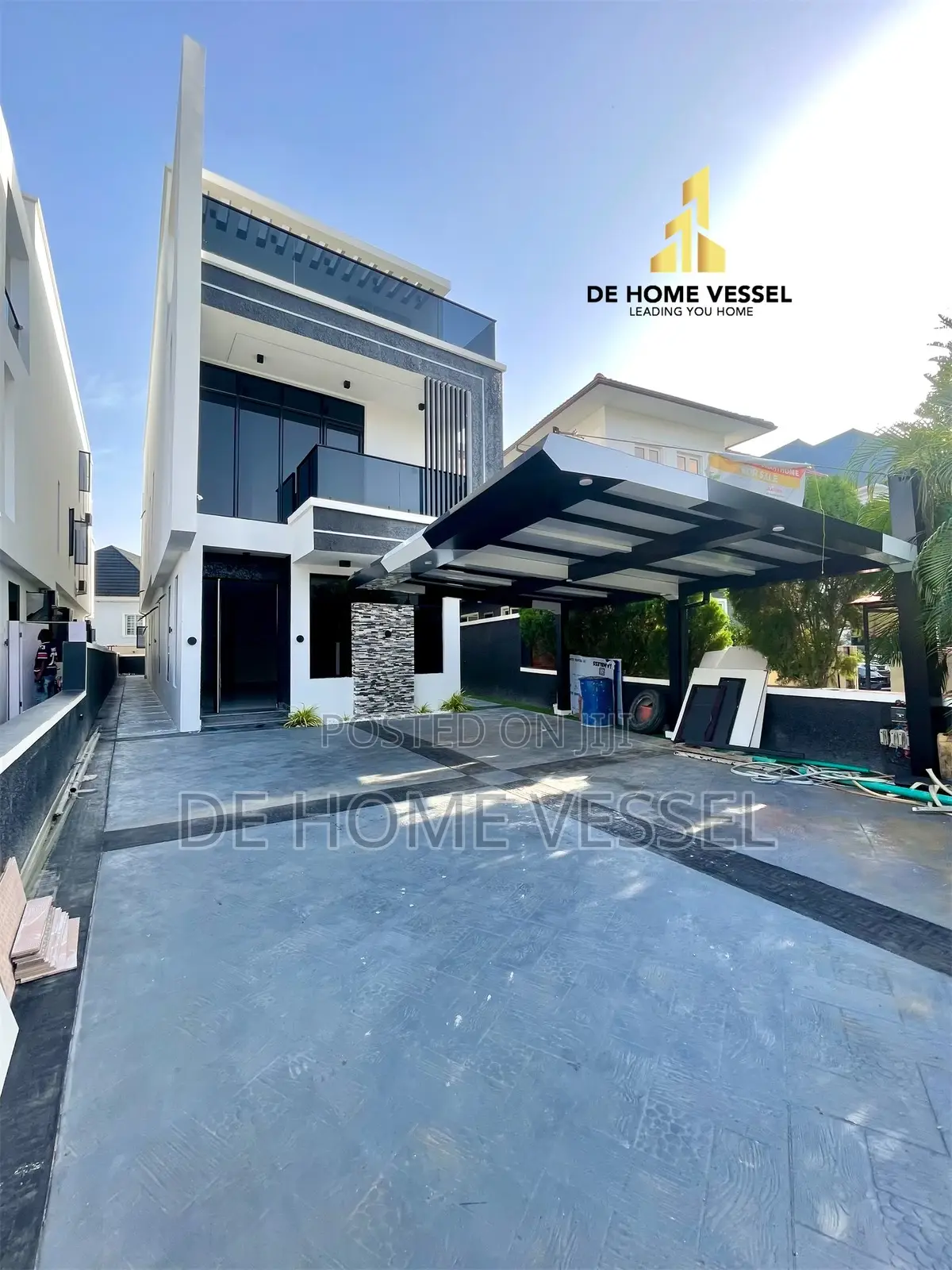 5bdrm Duplex in Lekki for sale in Lekki