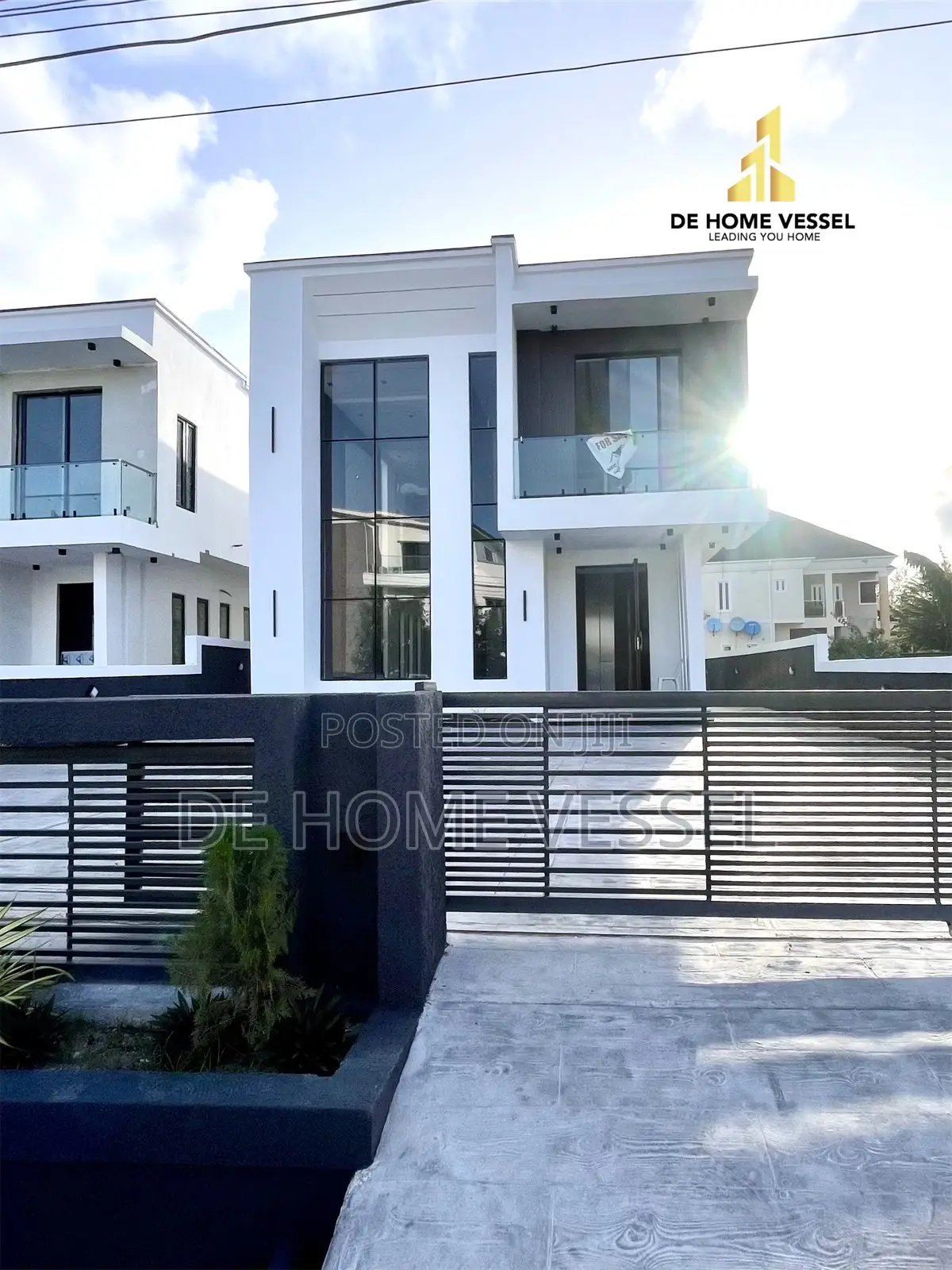 5bdrm Duplex in Lekki for sale in Lekki