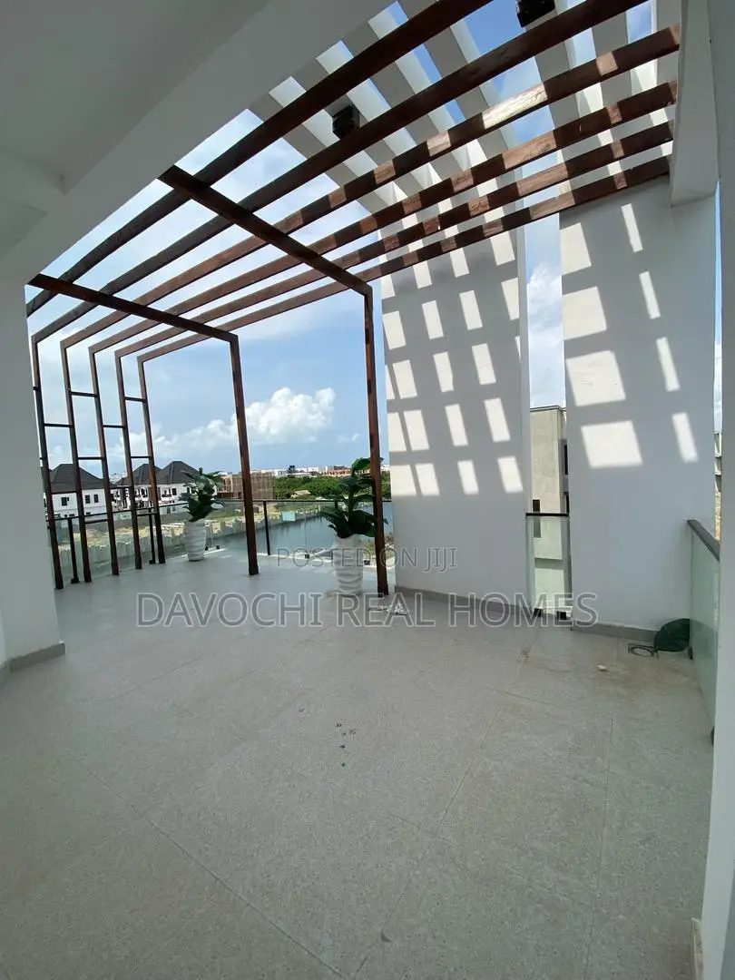 5bdrm Duplex in Orchid Road, Lekki Phase 2 for rent in Lekki Phase 2