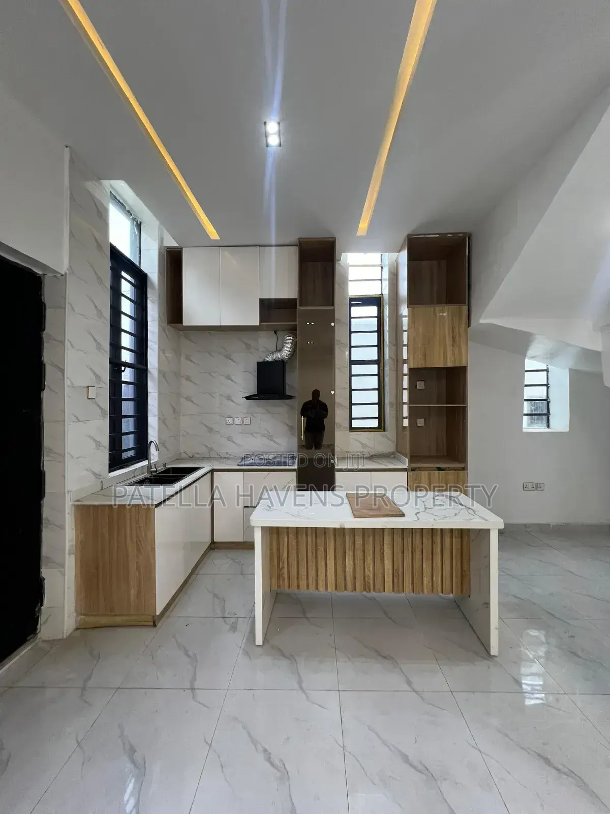 3bdrm Duplex in Ajah for sale in Ajah
