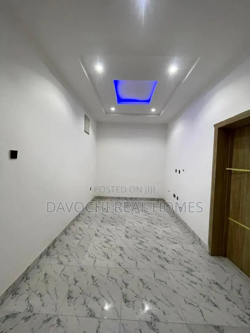 4bdrm Duplex in Orchid Road, Lekki Phase 2 for rent in Lekki Phase 2