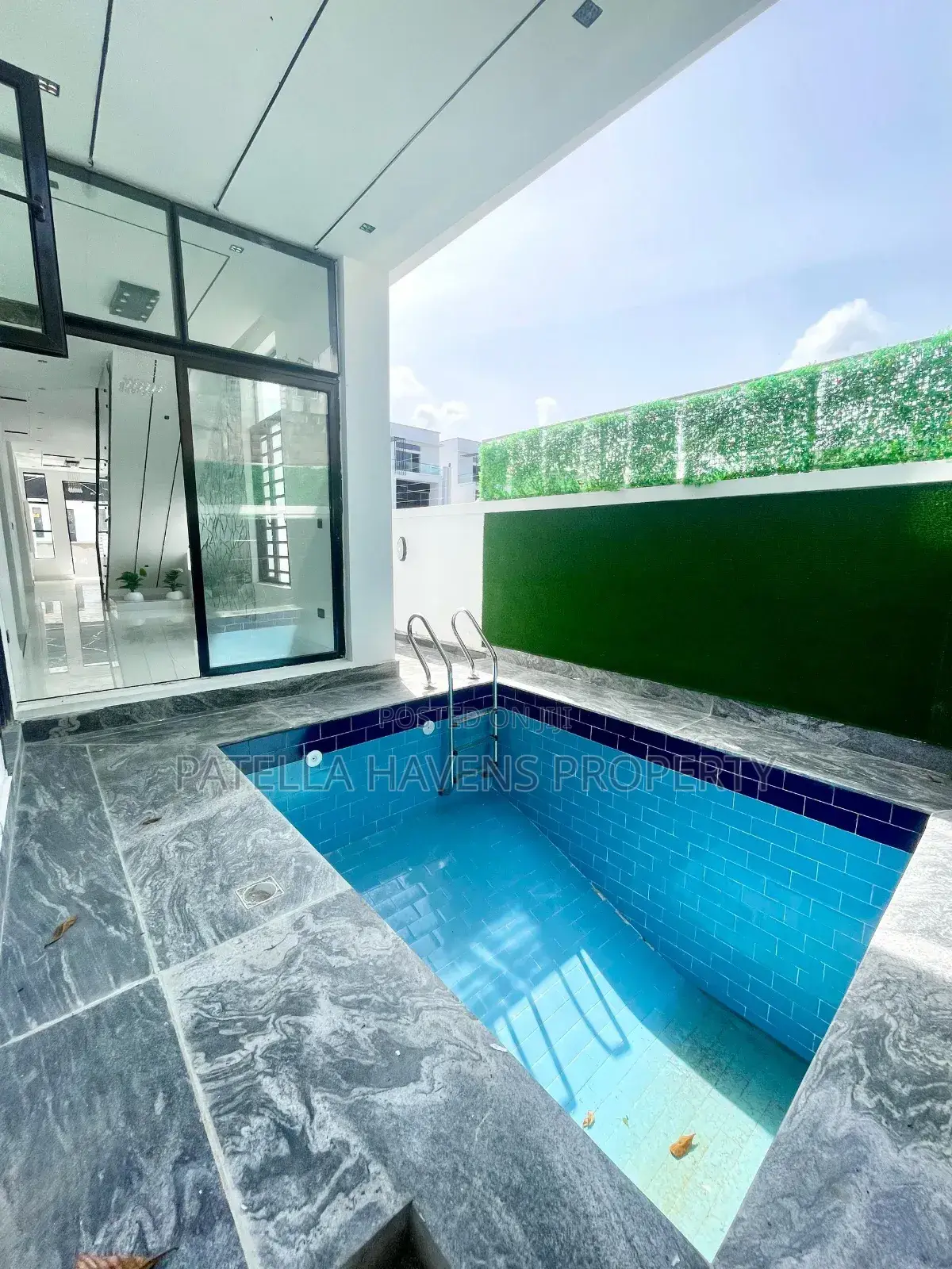 Luxury at It Best in Chevron