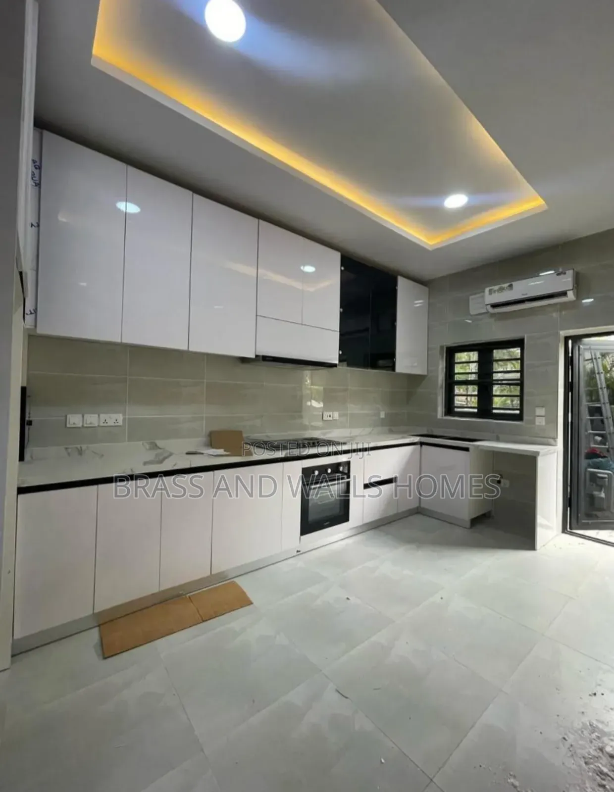 Furnished 5bdrm Duplex in Ikeja GRA for sale in Ikeja GRA