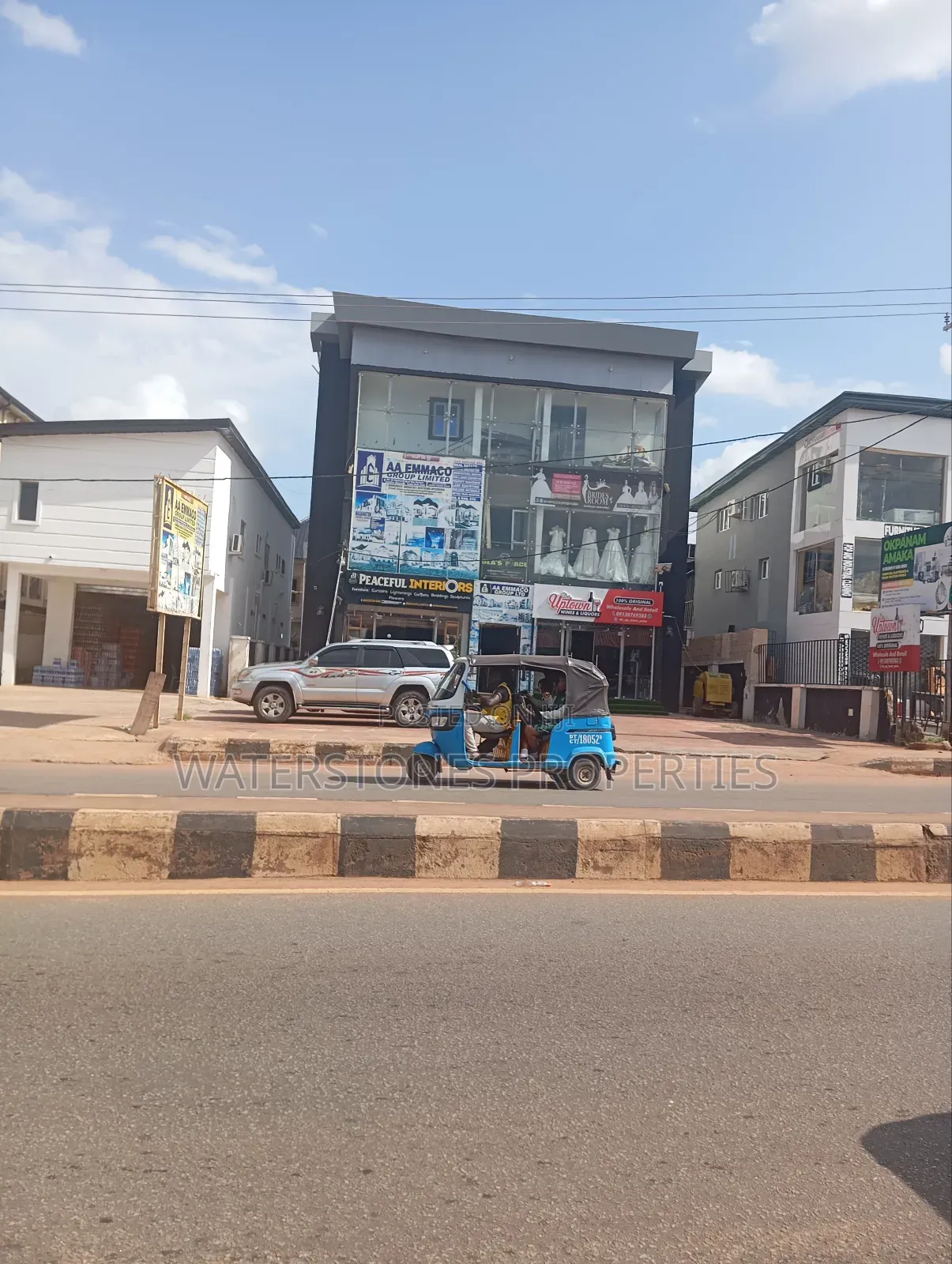 Plaza for Rent in Asaba in Oshimili South
