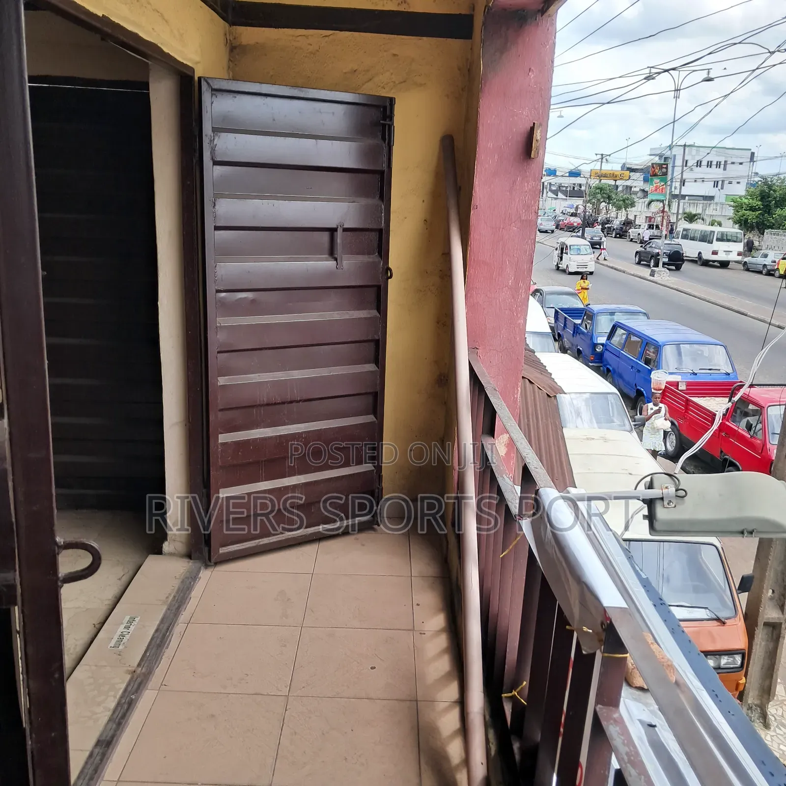 Shop to Let With Office at 110 Ikwerre Road Mile 2 in Obio-Akpor