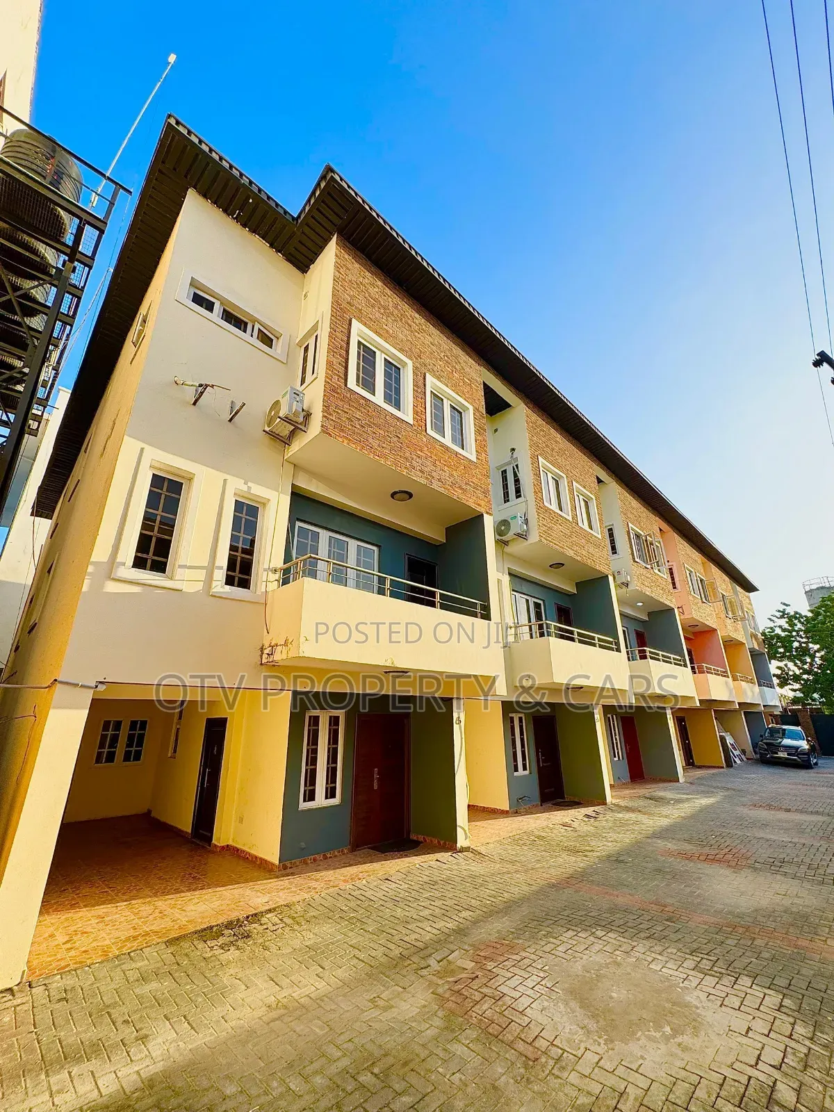 Furnished 3bdrm Townhouse/Terrace in Lekki for sale in Lekki