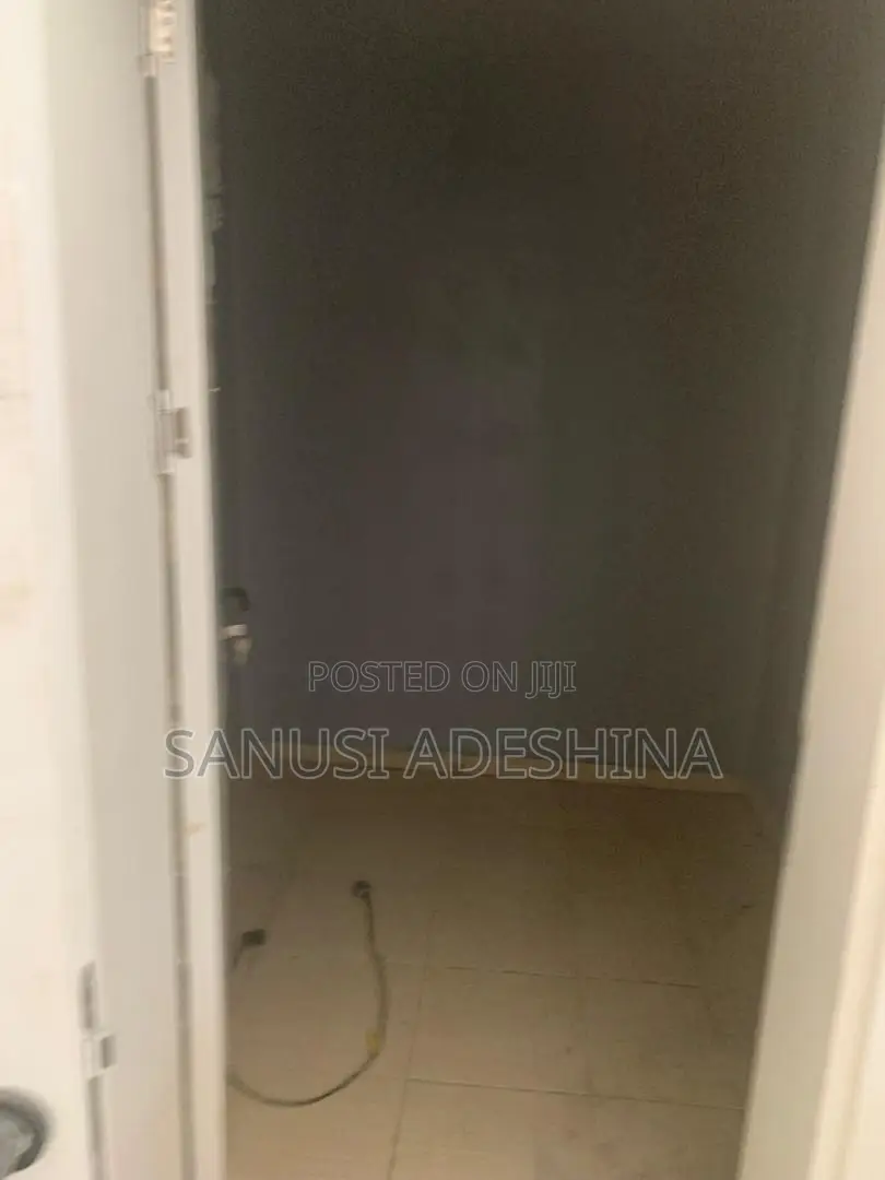 5bdrm Duplex in Gwarimpa Estate,Fct, Gwarinpa for sale in Gwarinpa