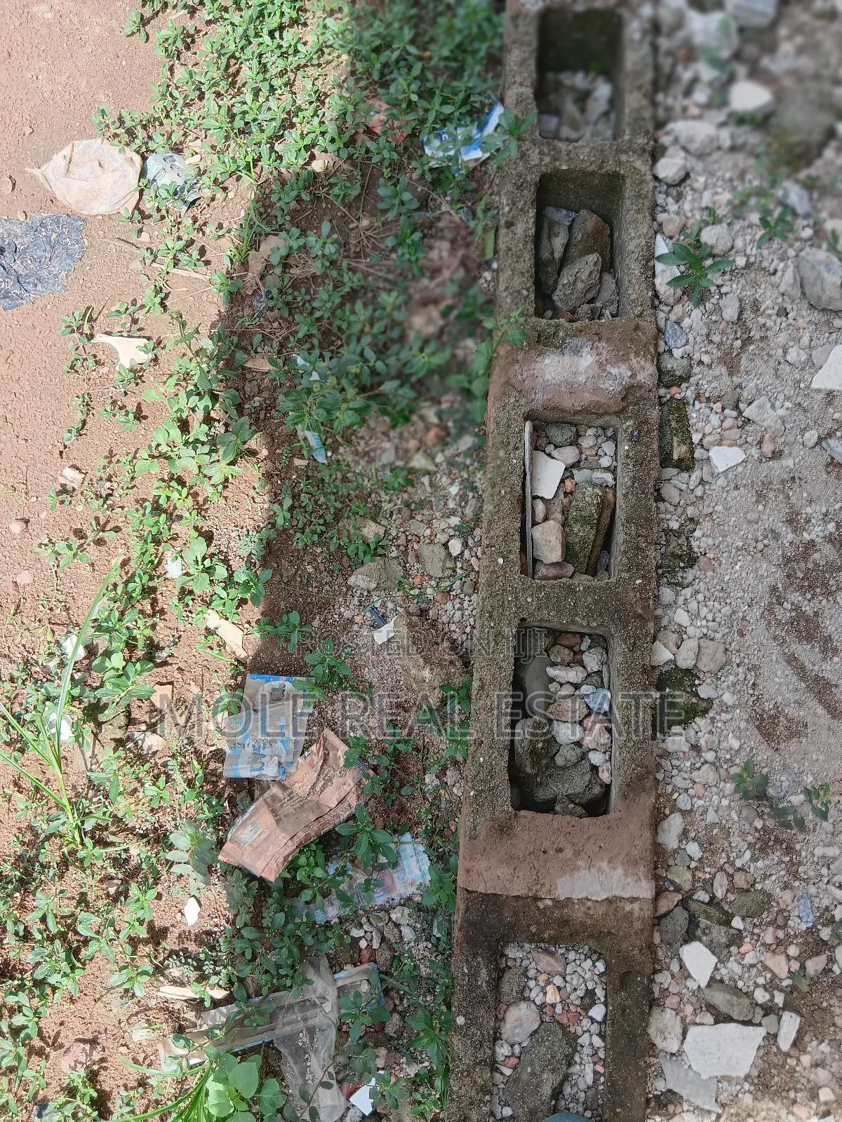 559. 330sqm Plot 4 Sale Oyadiran Estate Sabo Yaba Lagos in Sabo / Yaba