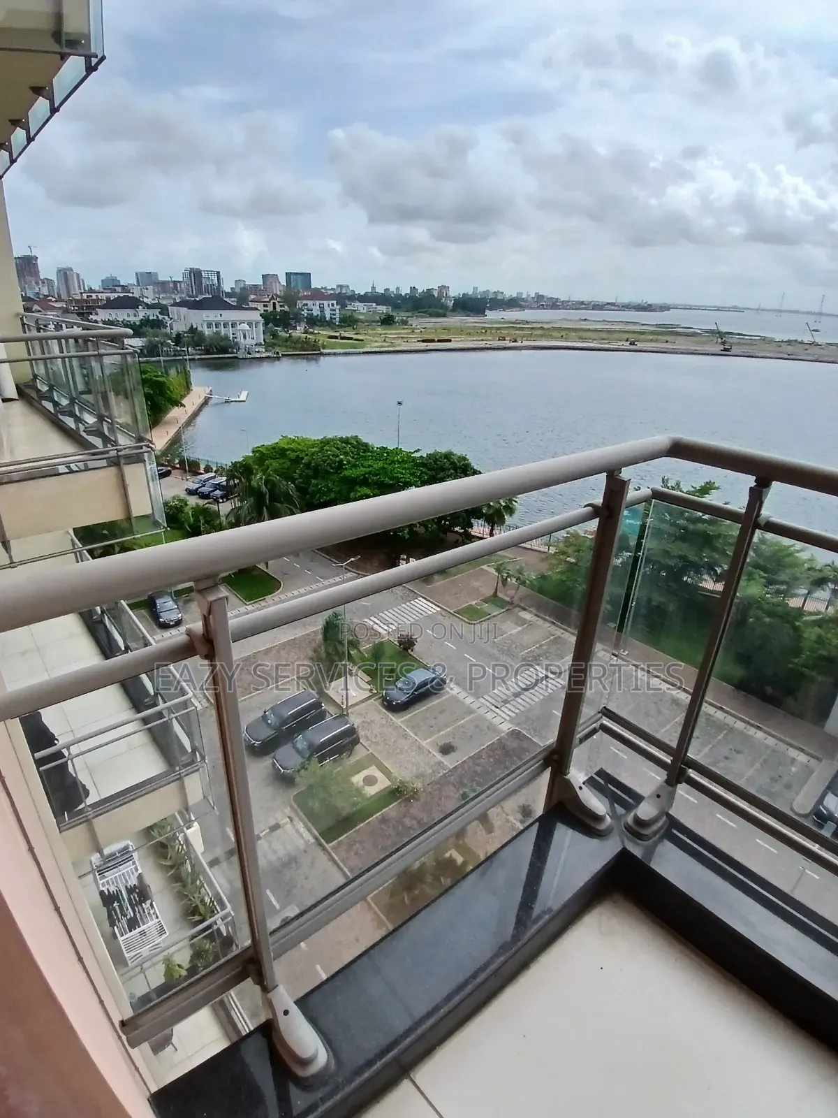 8bdrm Apartment in Ocean Parade Towers, for sale in Banana Island