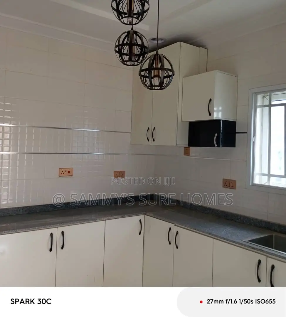 3bdrm Block of Flats in Kaura District for rent in Kaura