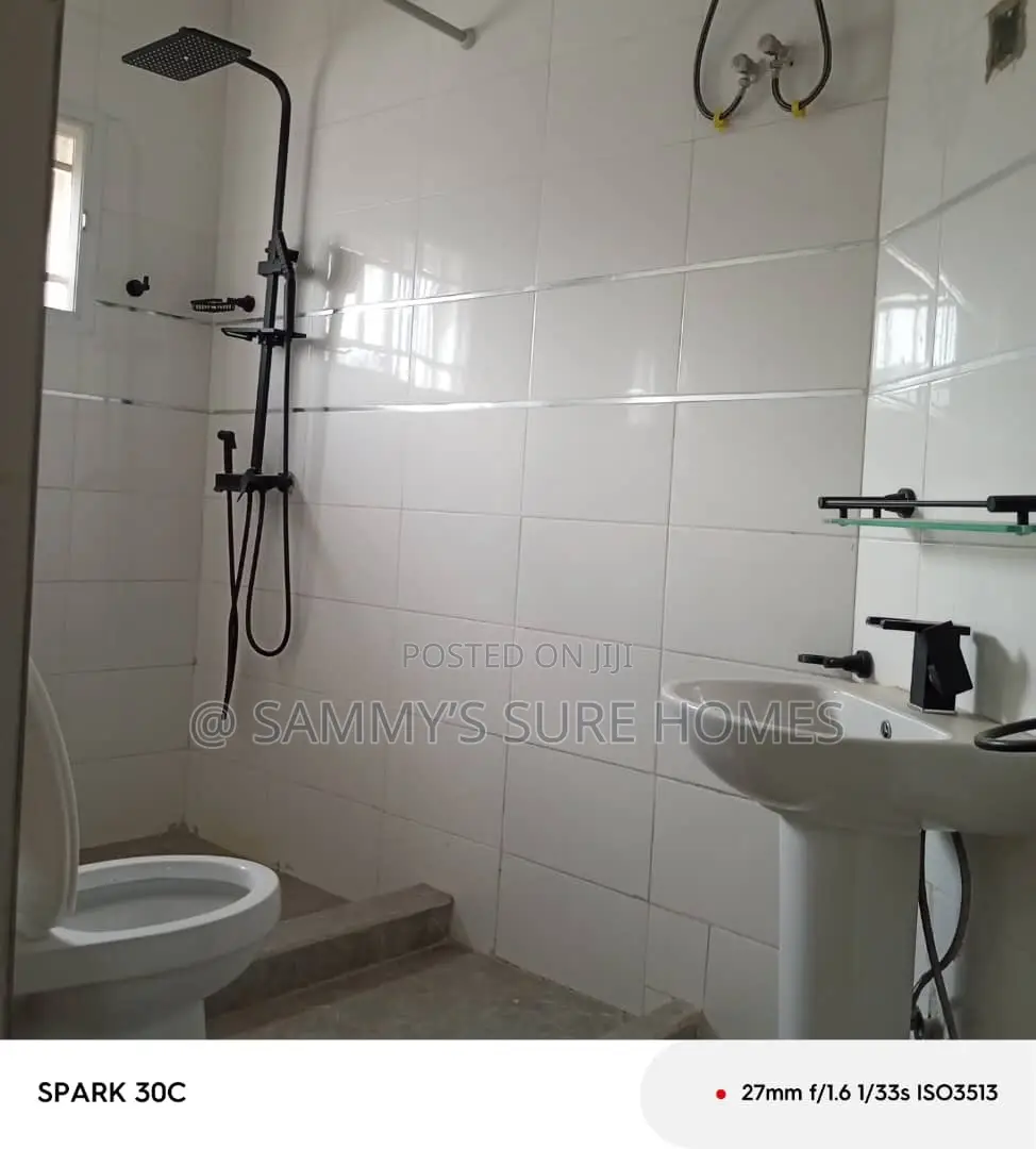 3bdrm Block of Flats in Kaura District for rent in Kaura