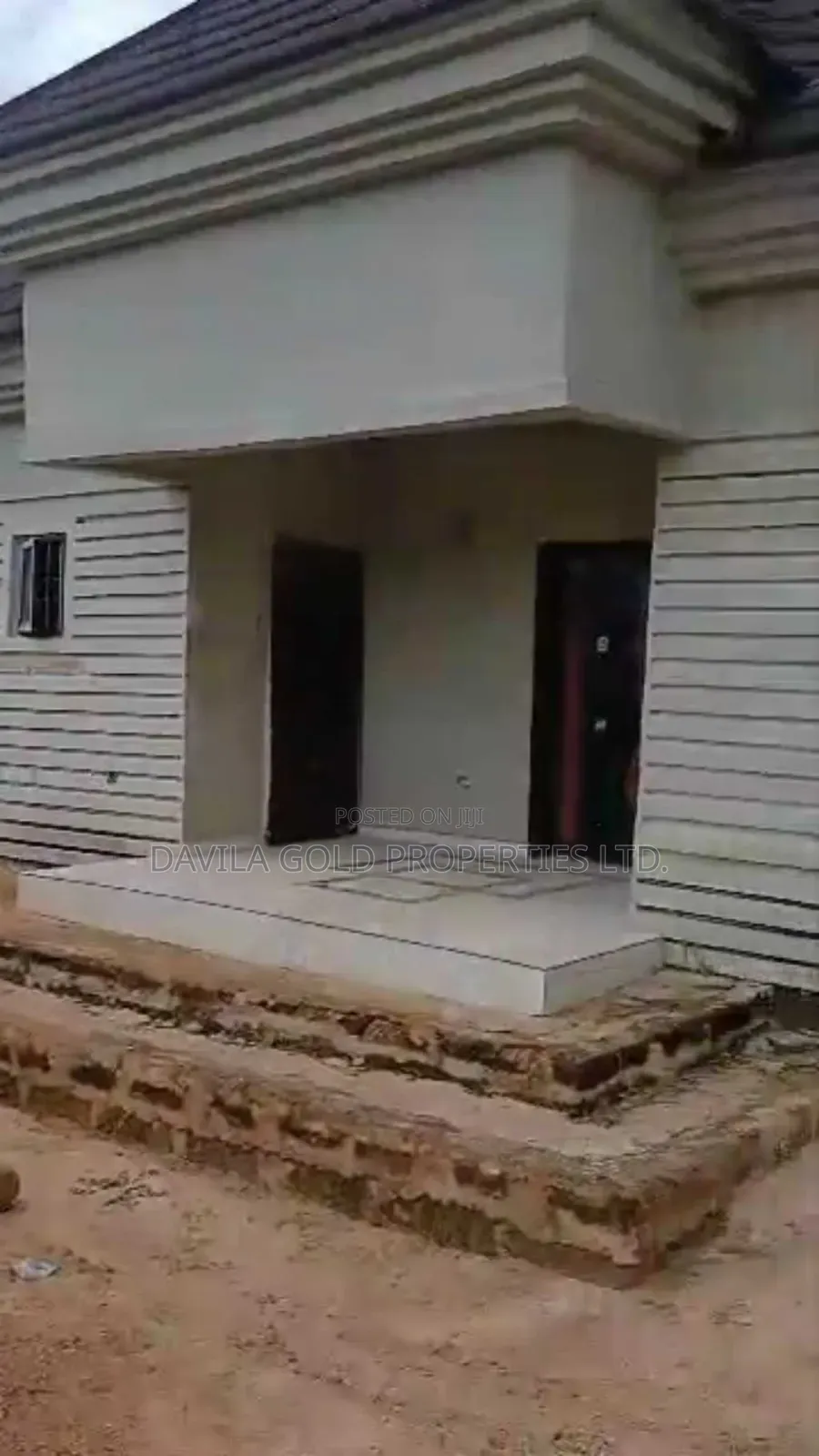 6bdrm Block of Flats in Benin City for sale in Benin City