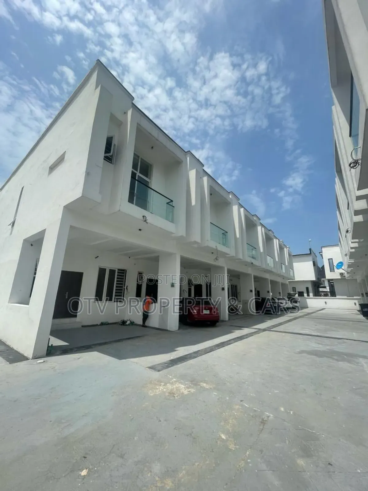 Furnished 2bdrm Townhouse/Terrace in Lekki for sale in Lekki