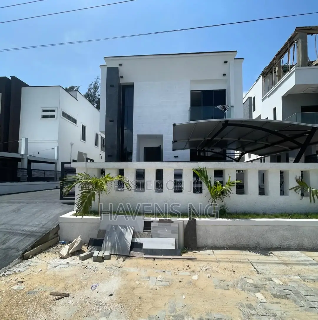 5bdrm Duplex in Lekki Phase 1 for sale in Lekki Phase 1