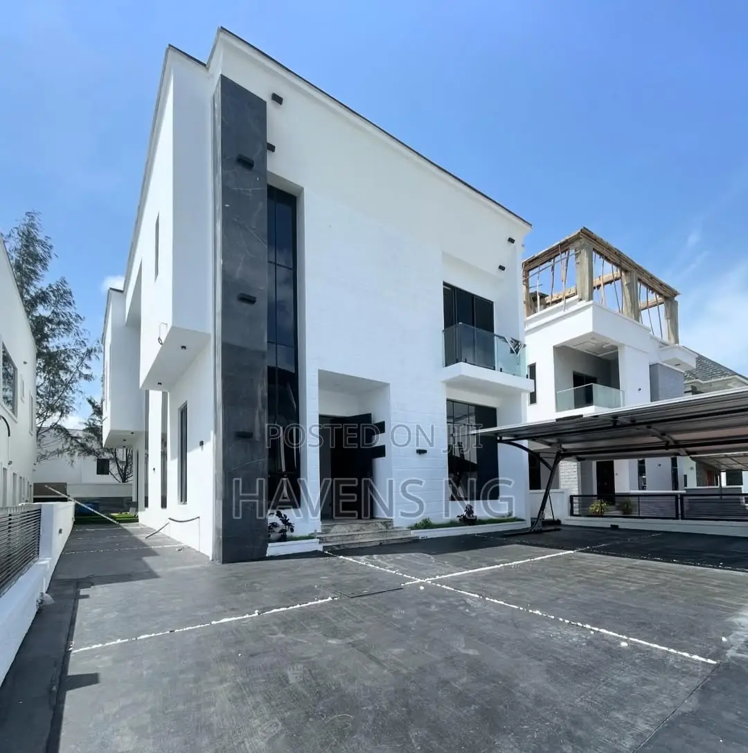 5bdrm Duplex in Lekki Phase 1 for sale in Lekki Phase 1