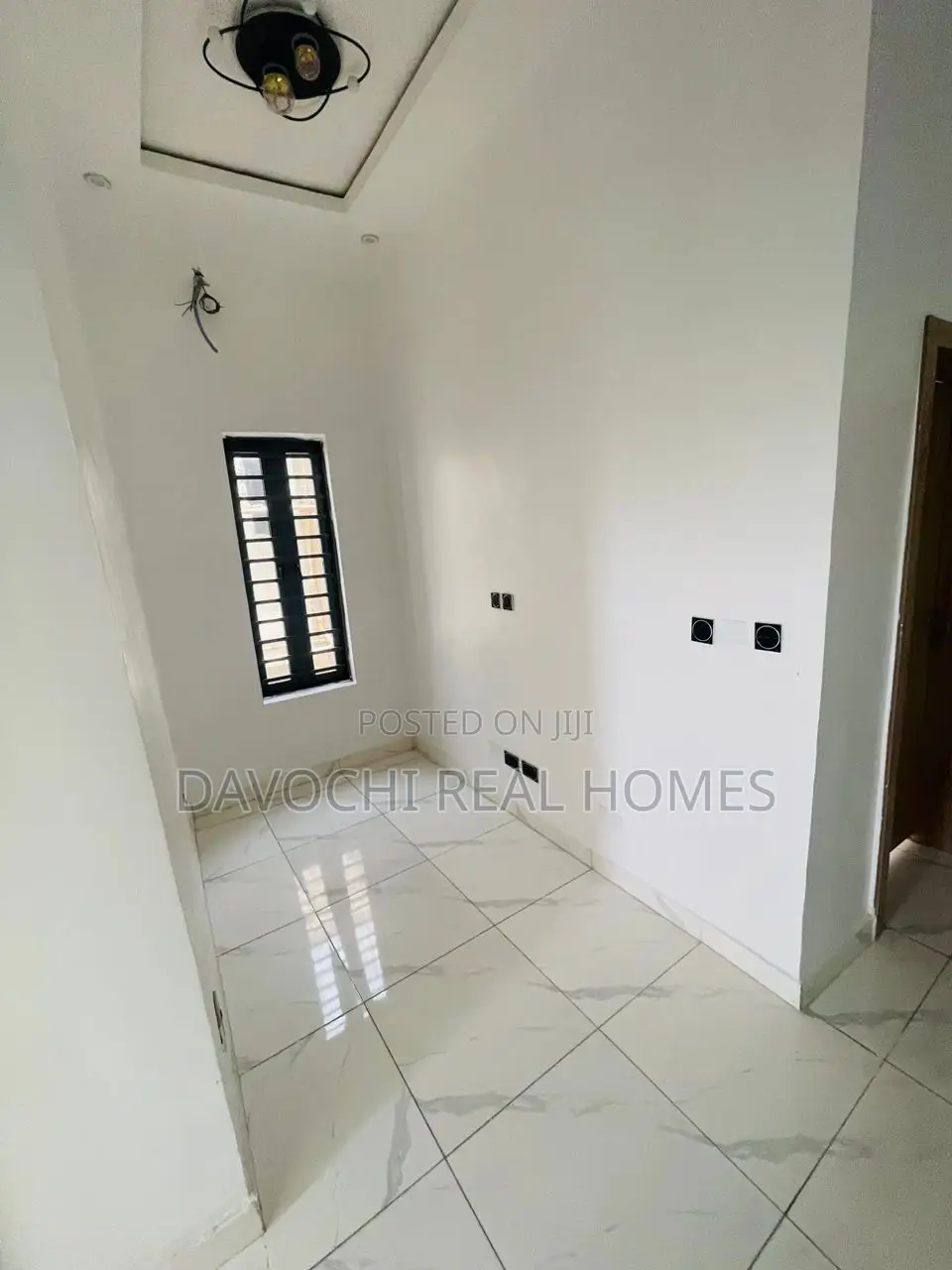 4bdrm Duplex in Ikota for rent in Ikota