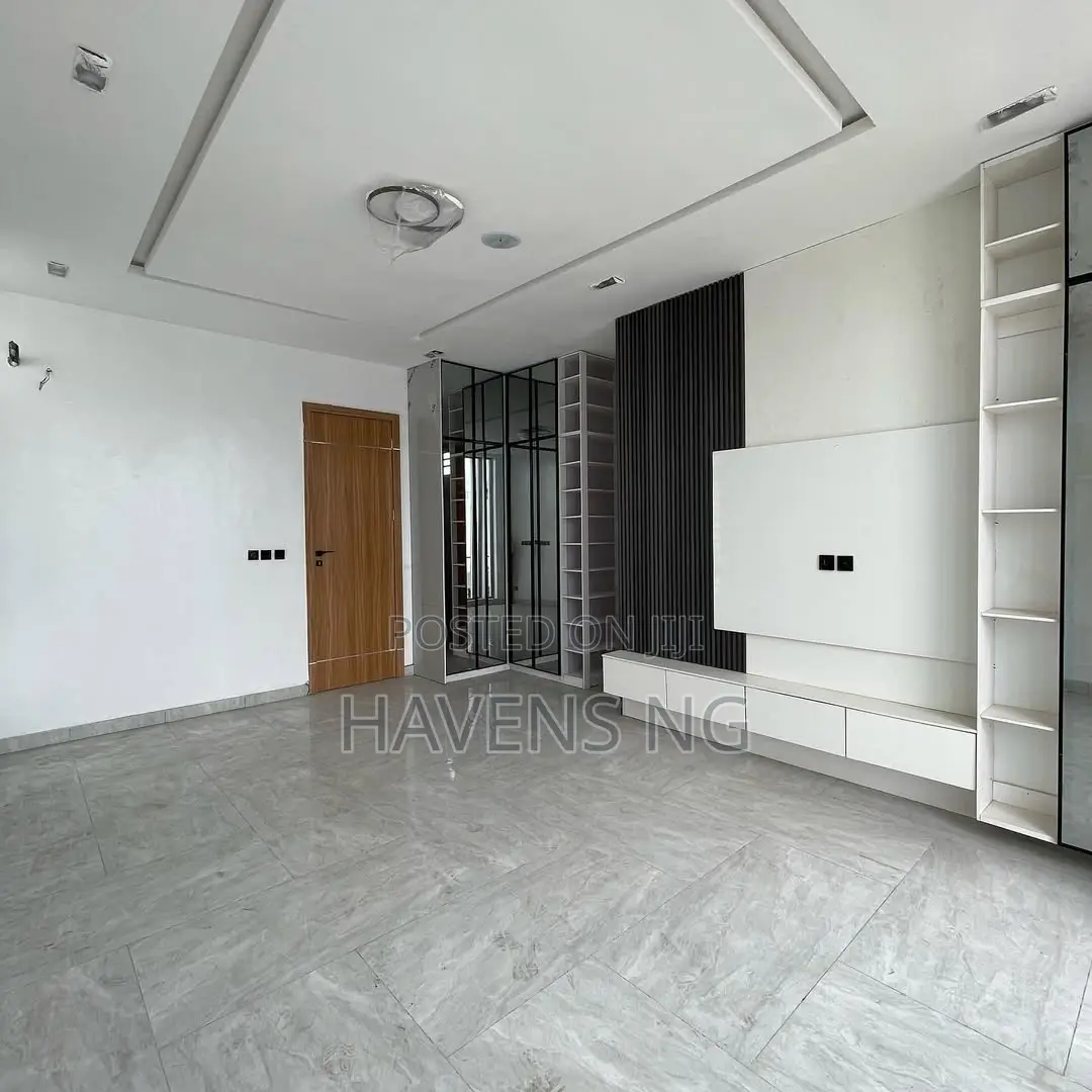 4bdrm Duplex in Lekki Phase 1 for sale in Lekki Phase 1