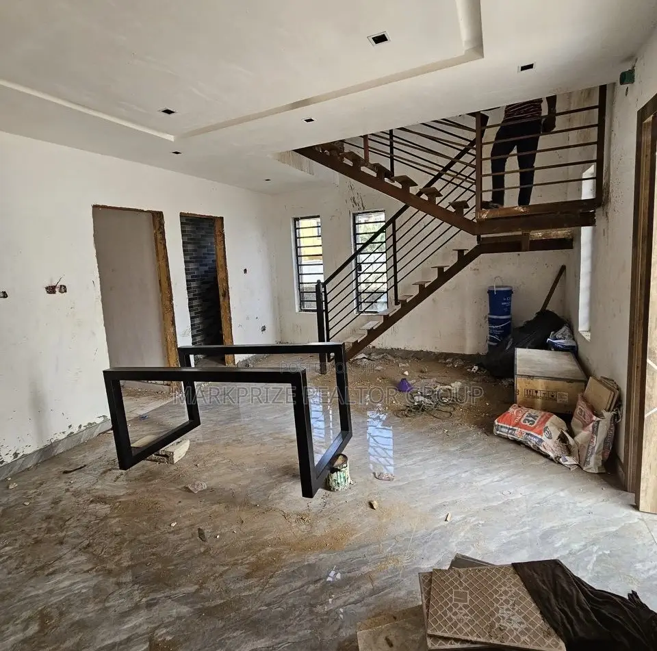 4bdrm Duplex in Gbadaga Lagos, Gbagada for sale in Gbagada