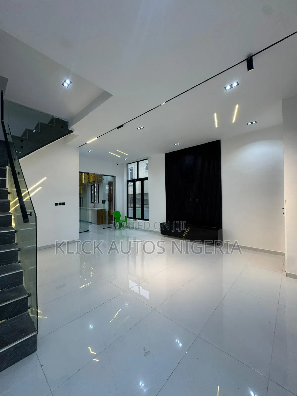 4bdrm Duplex in Ikota for sale in Ikota