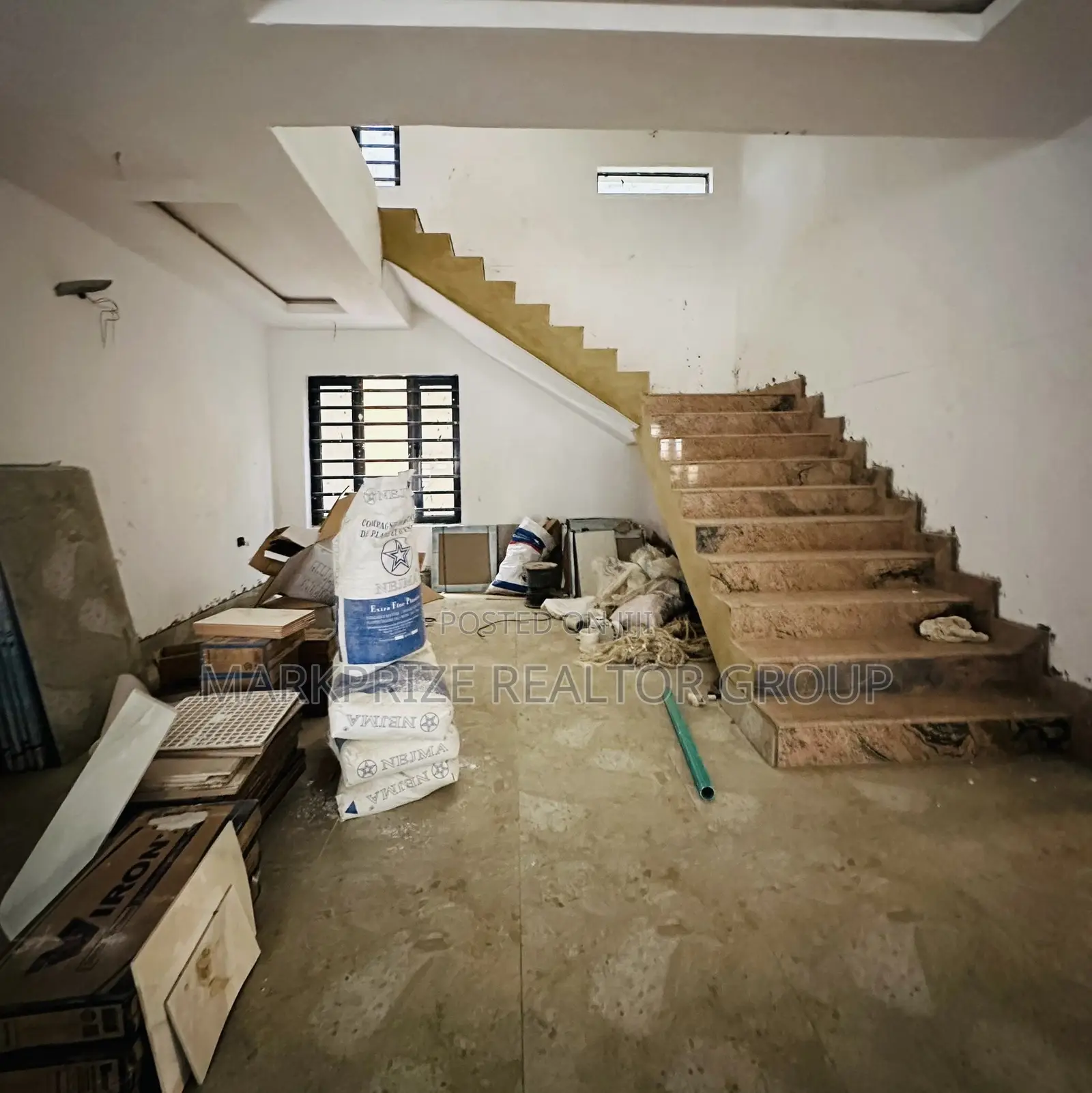 5bdrm Duplex in Magodo Gra Phase 2 for sale in Magodo