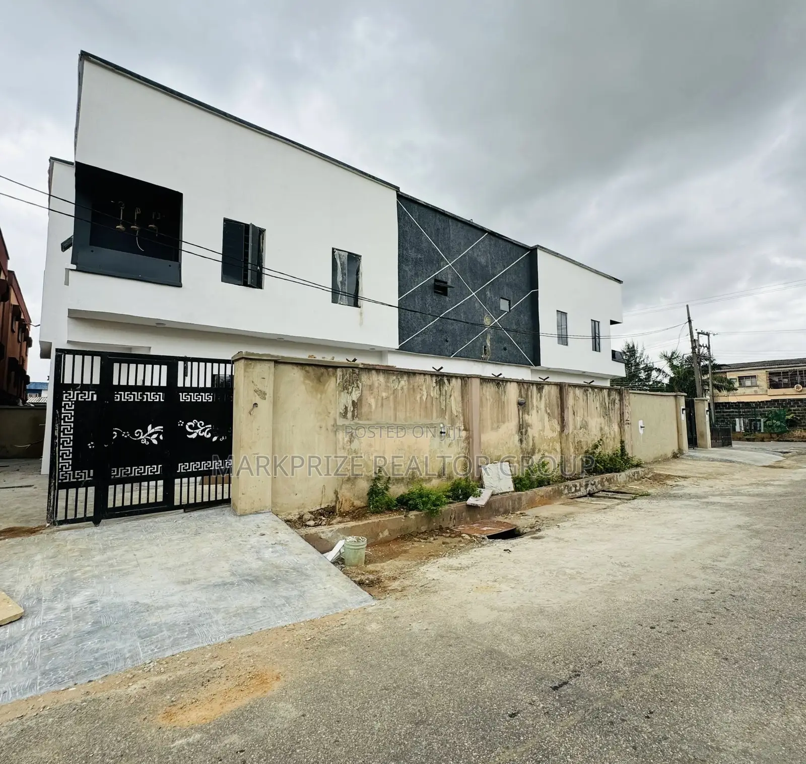4bdrm Duplex in Ogba Lagos for sale in Ogba