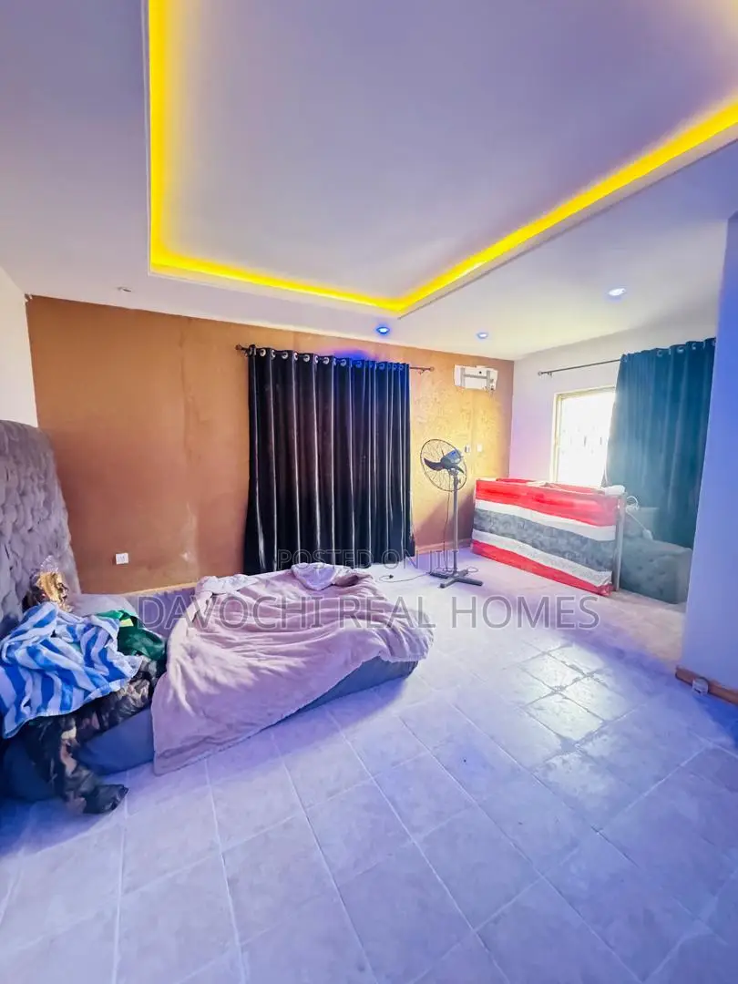 Furnished 4bdrm Duplex in Vgc, Lekki Phase 2 for rent in Lekki Phase 2